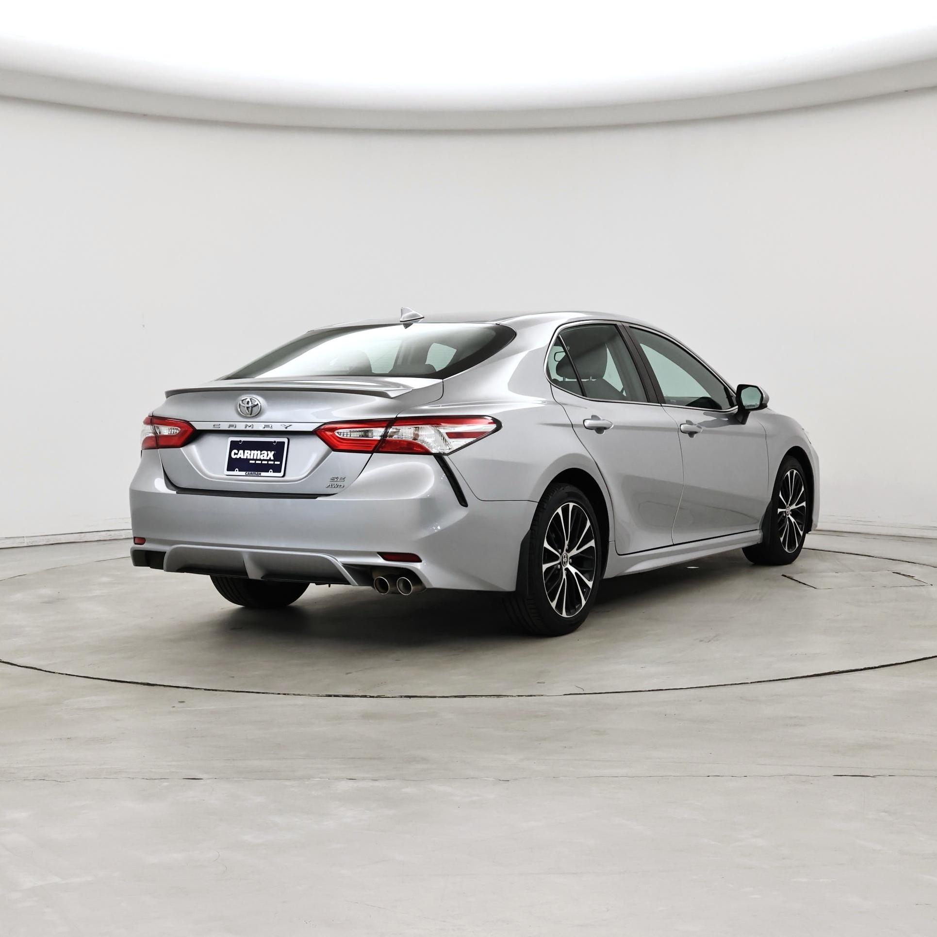 Thumbnail: 2020 Toyota Camry - 8