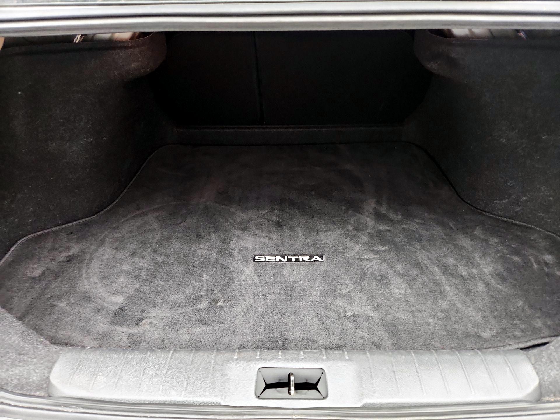 Thumbnail: 2021 Nissan Sentra - 20