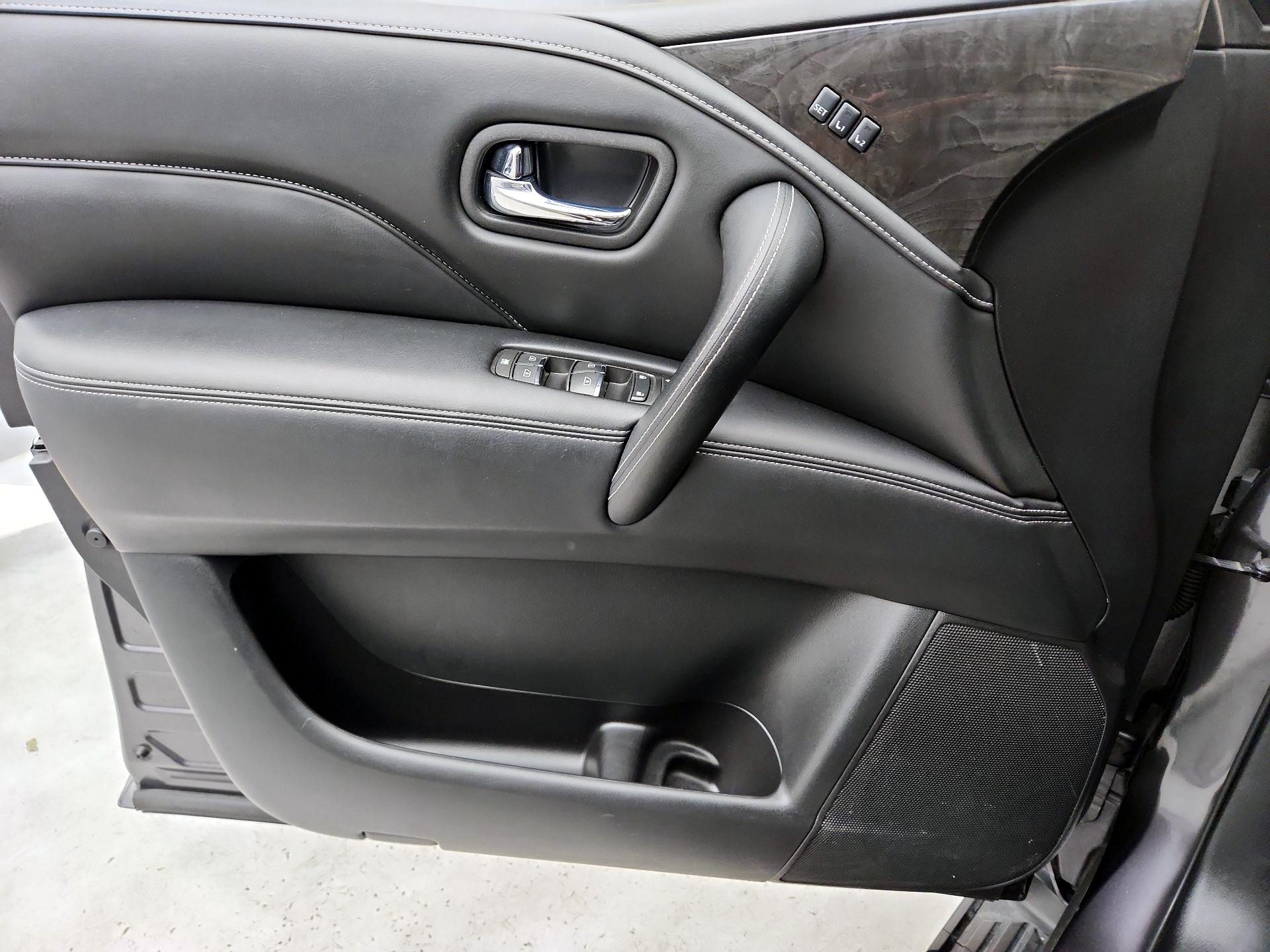 Thumbnail: 2024 INFINITI QX80 - 12