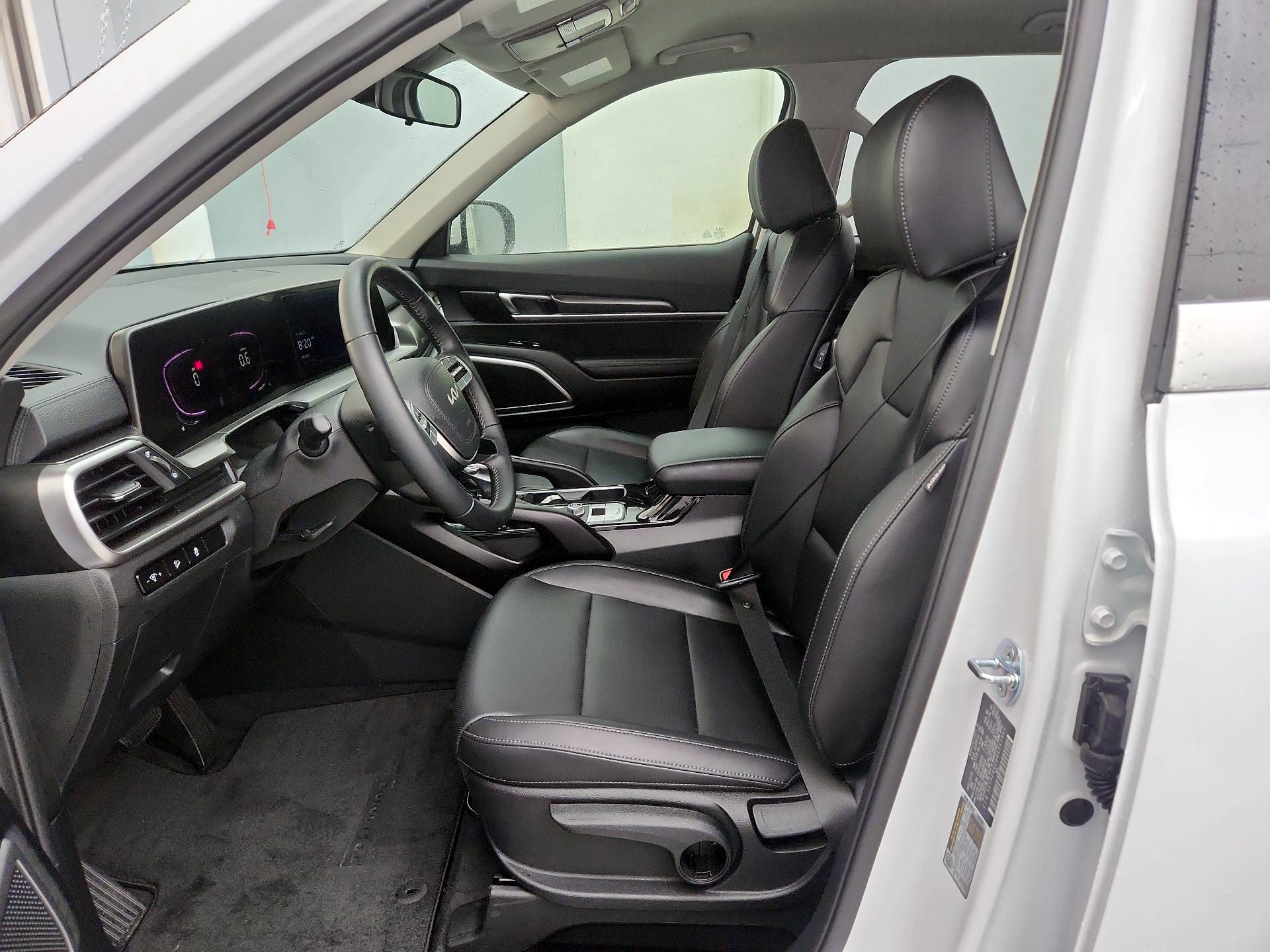 Thumbnail: 2024 Kia Telluride - 11