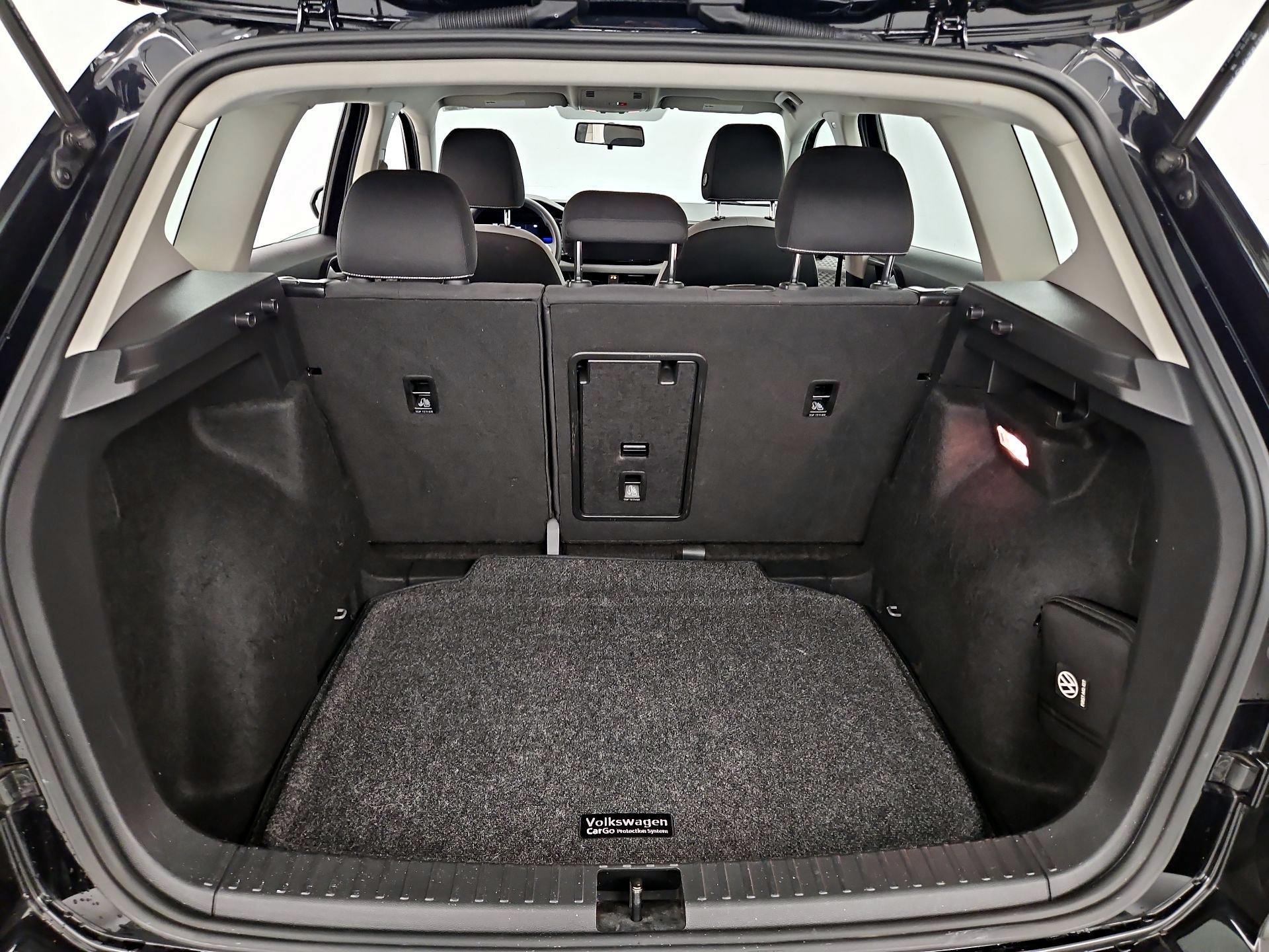 Thumbnail: 2022 Volkswagen Taos - 20