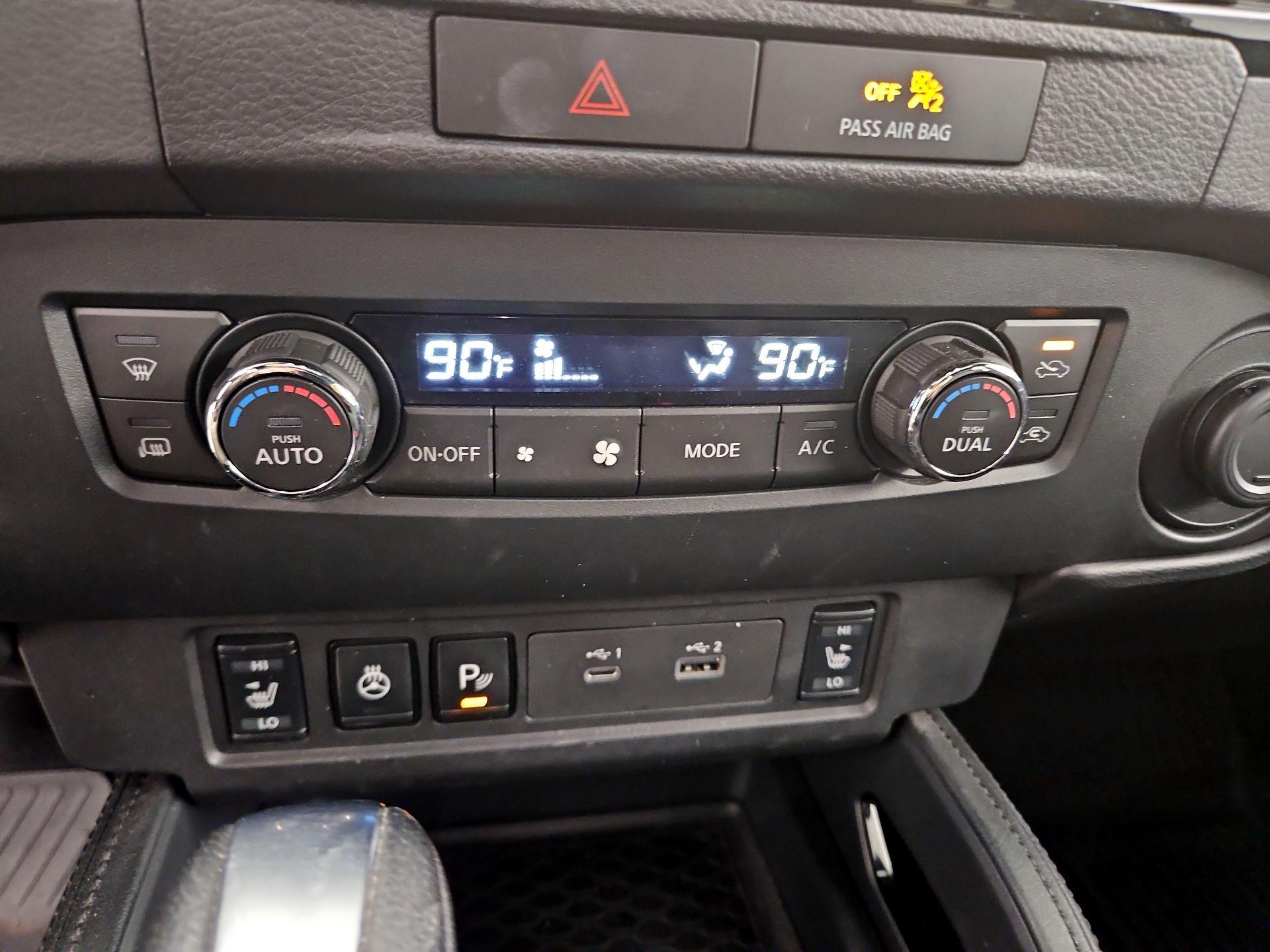 Thumbnail: 2022 Nissan Frontier - 17