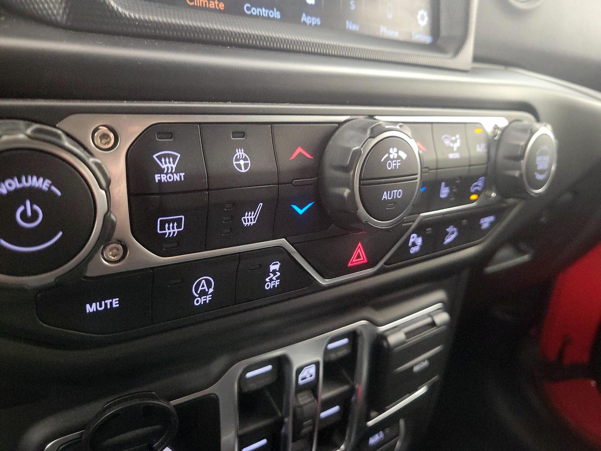 Thumbnail: 2020 Jeep Wrangler - 16