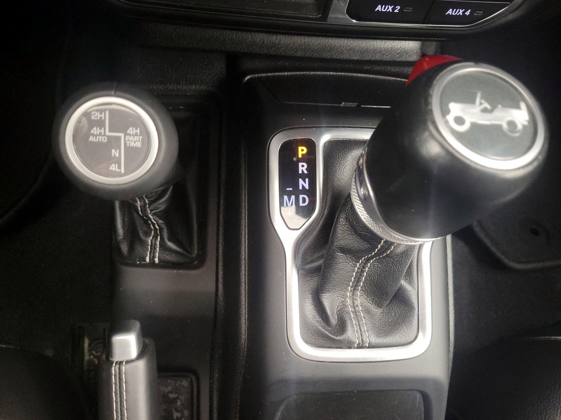 Thumbnail: 2020 Jeep Wrangler - 17