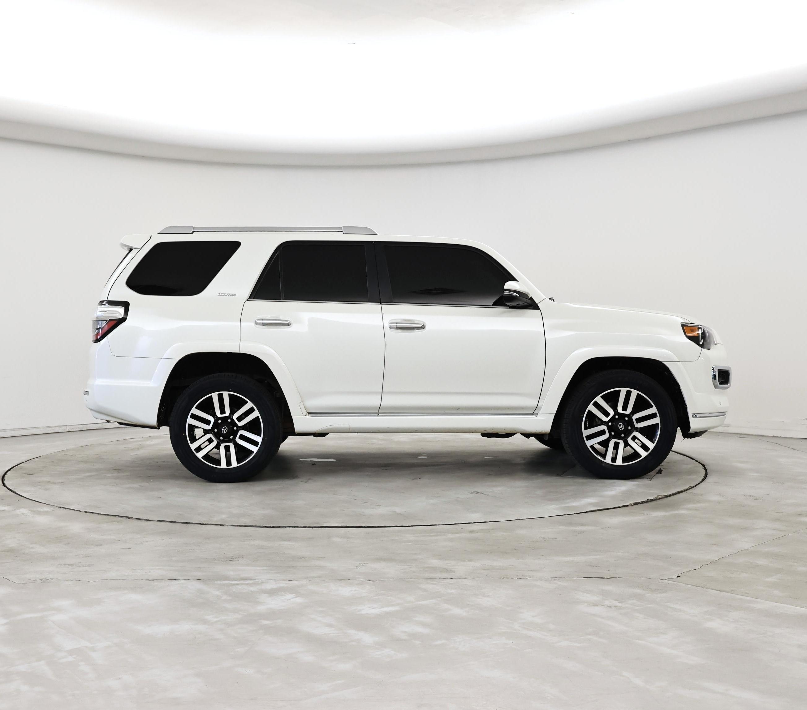 Thumbnail: 2021 Toyota 4Runner - 7