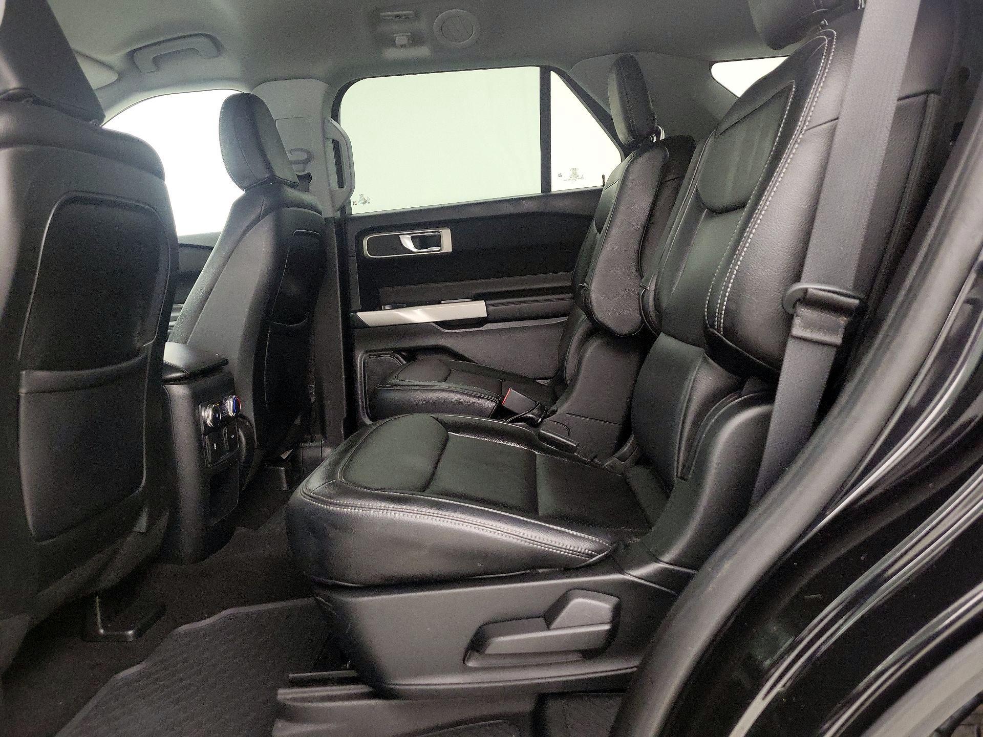 Thumbnail: 2020 Ford Explorer - 19