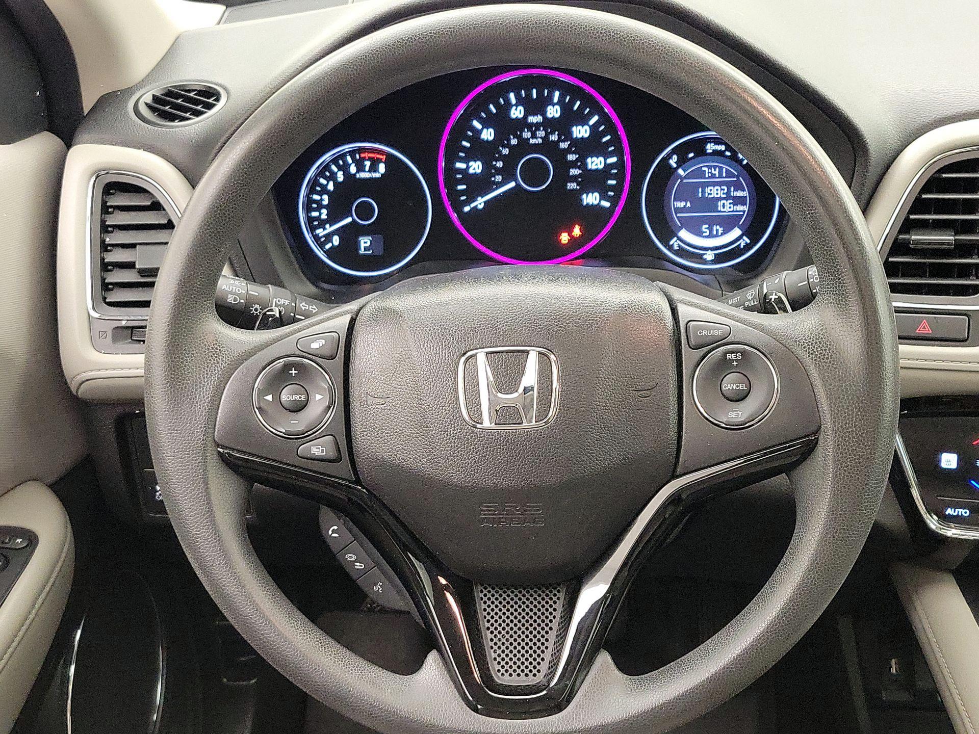 Thumbnail: 2016 Honda HR-V - 10