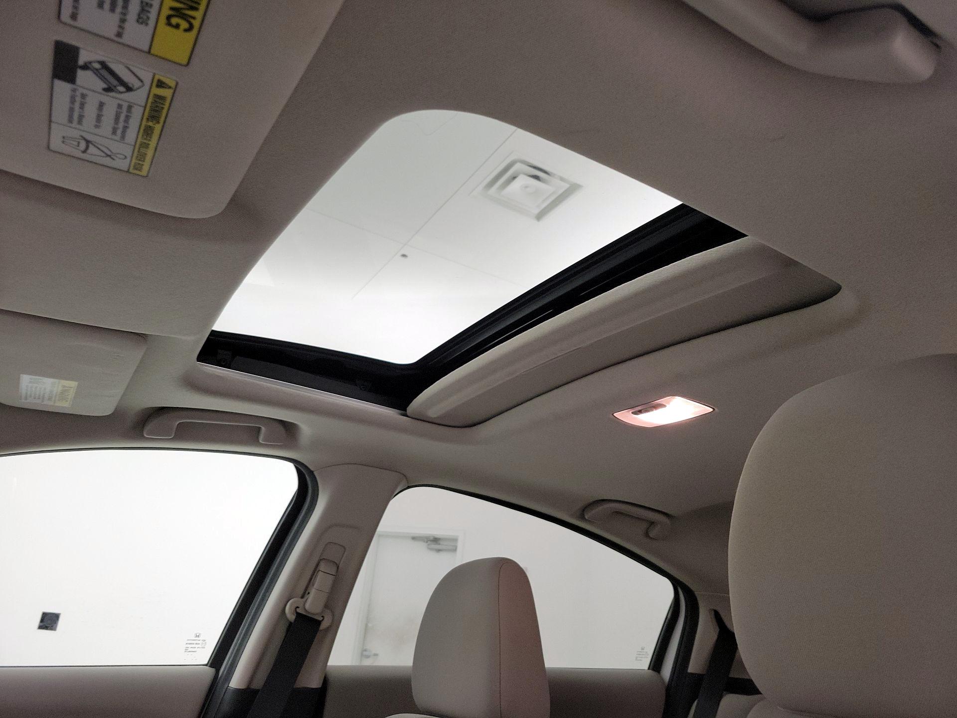 Thumbnail: 2016 Honda HR-V - 19