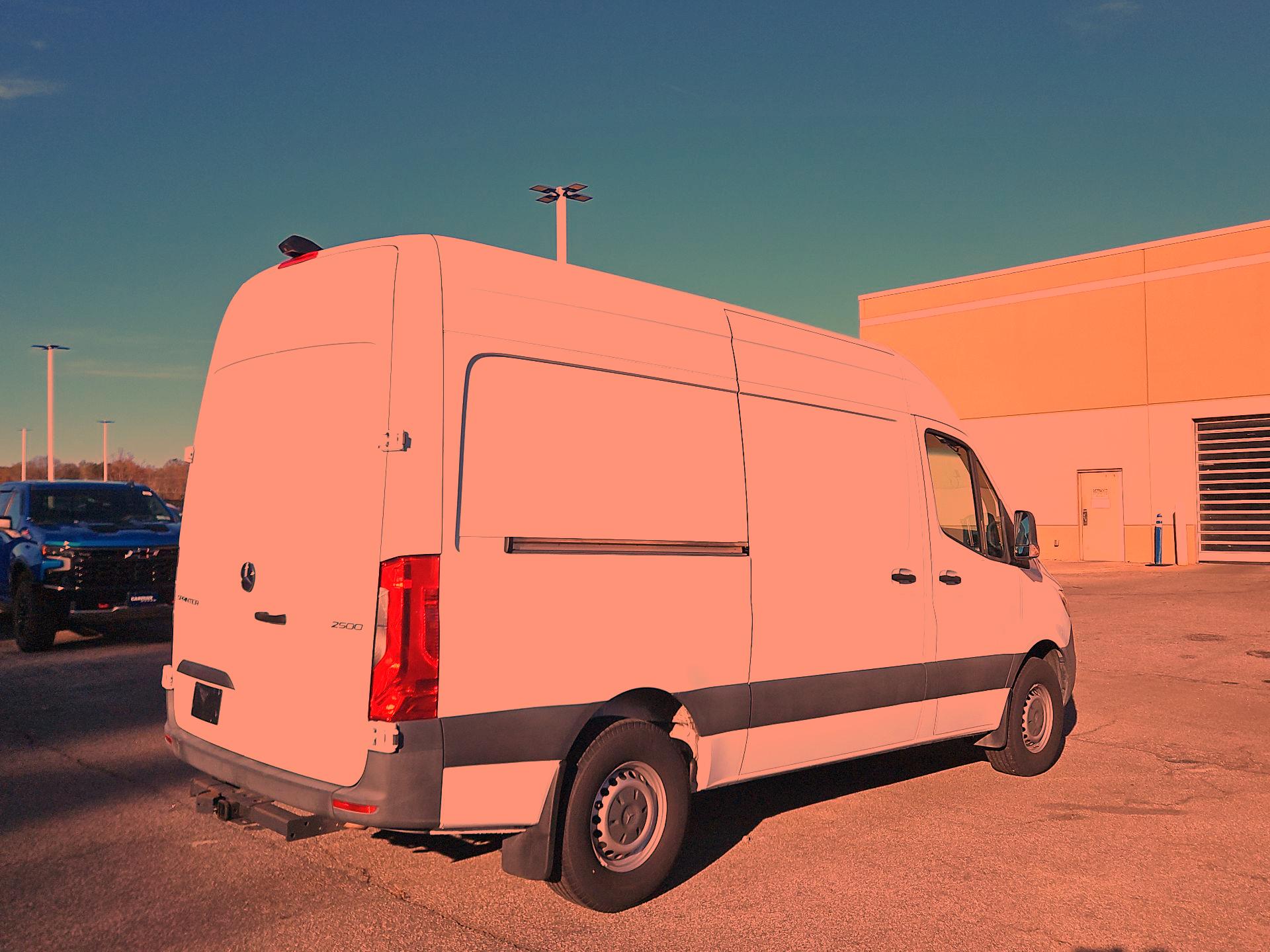 Thumbnail: 2019 Mercedes-Benz Sprinter - 5