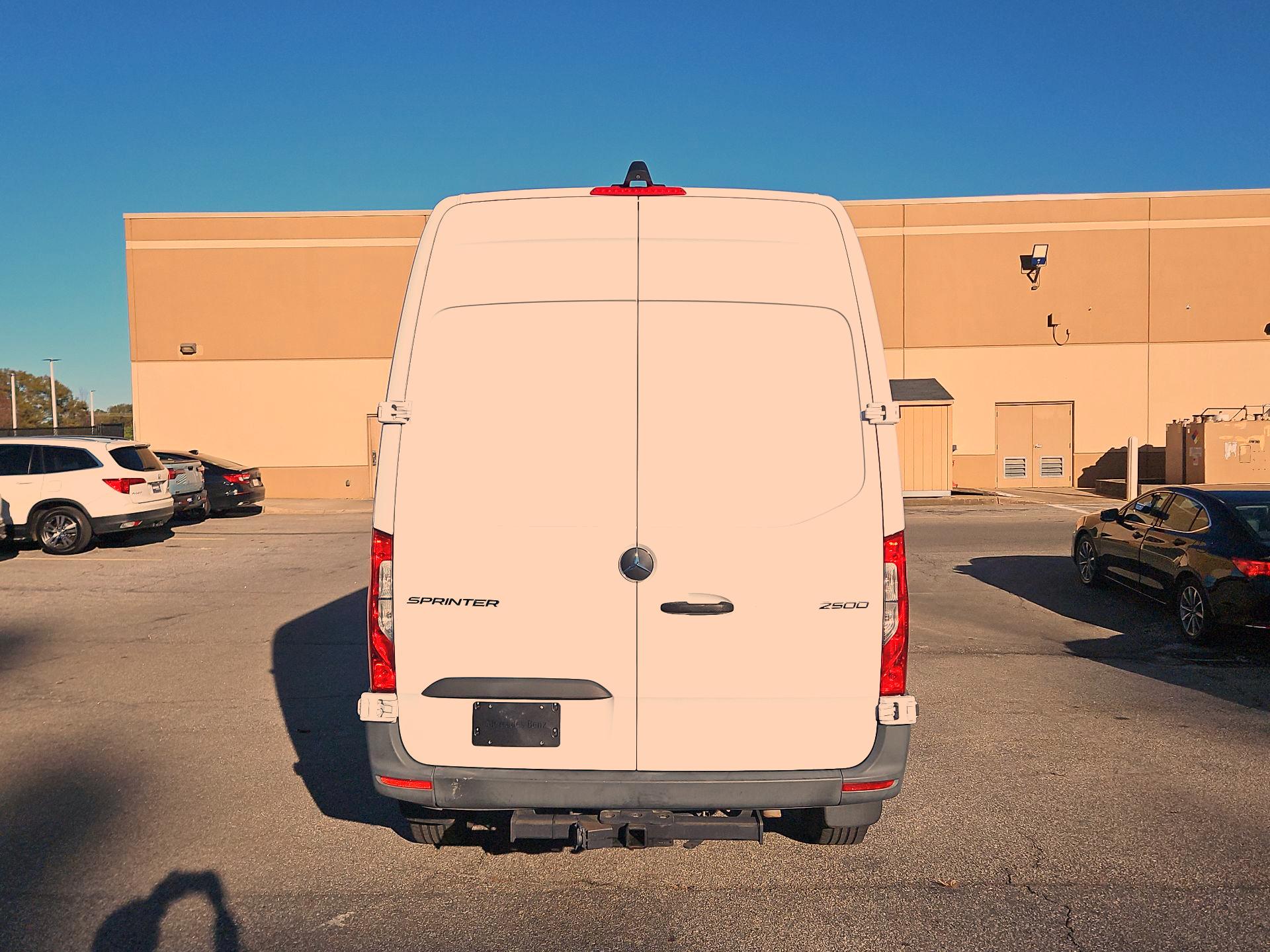 Thumbnail: 2019 Mercedes-Benz Sprinter - 6