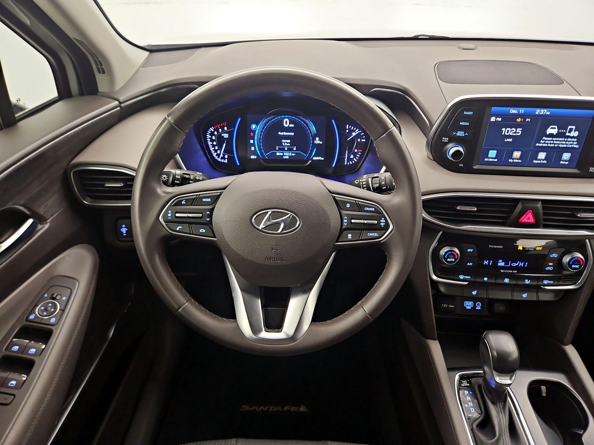 Thumbnail: 2019 Hyundai Santa Fe - 10