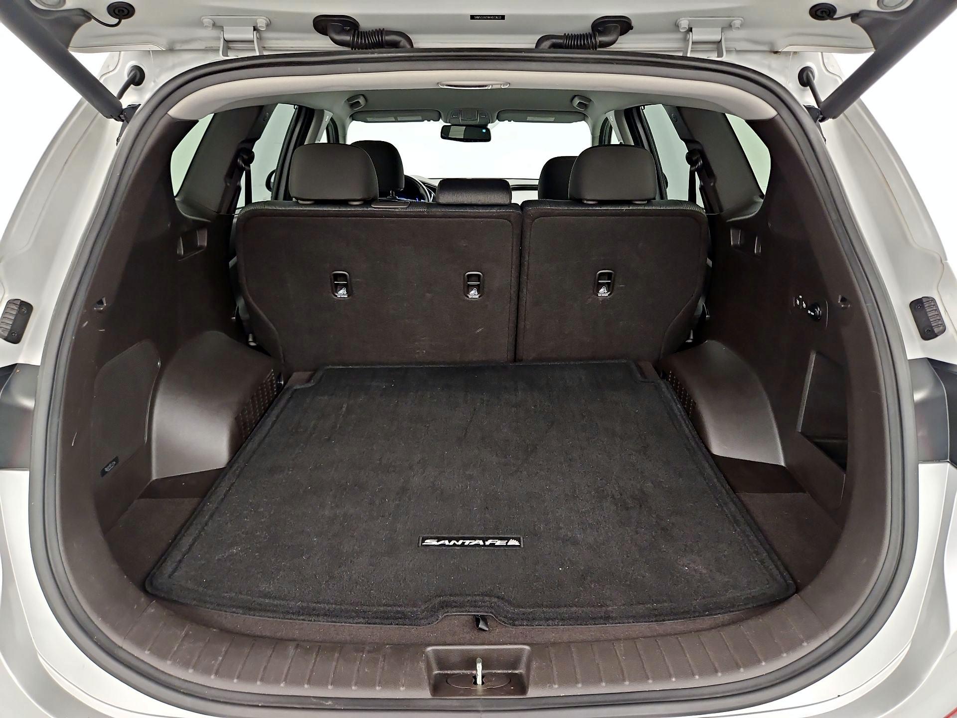 Thumbnail: 2019 Hyundai Santa Fe - 20