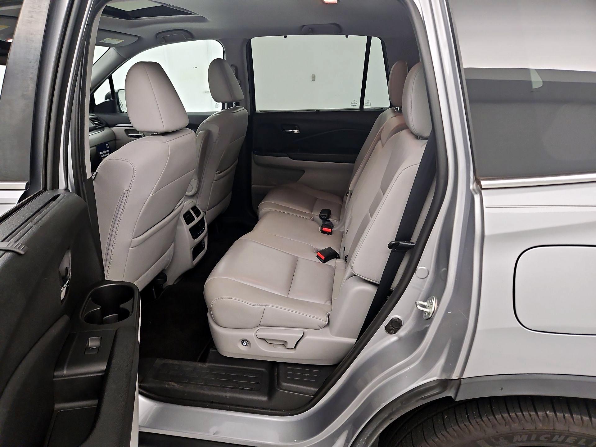 Thumbnail: 2021 Honda Pilot - 20