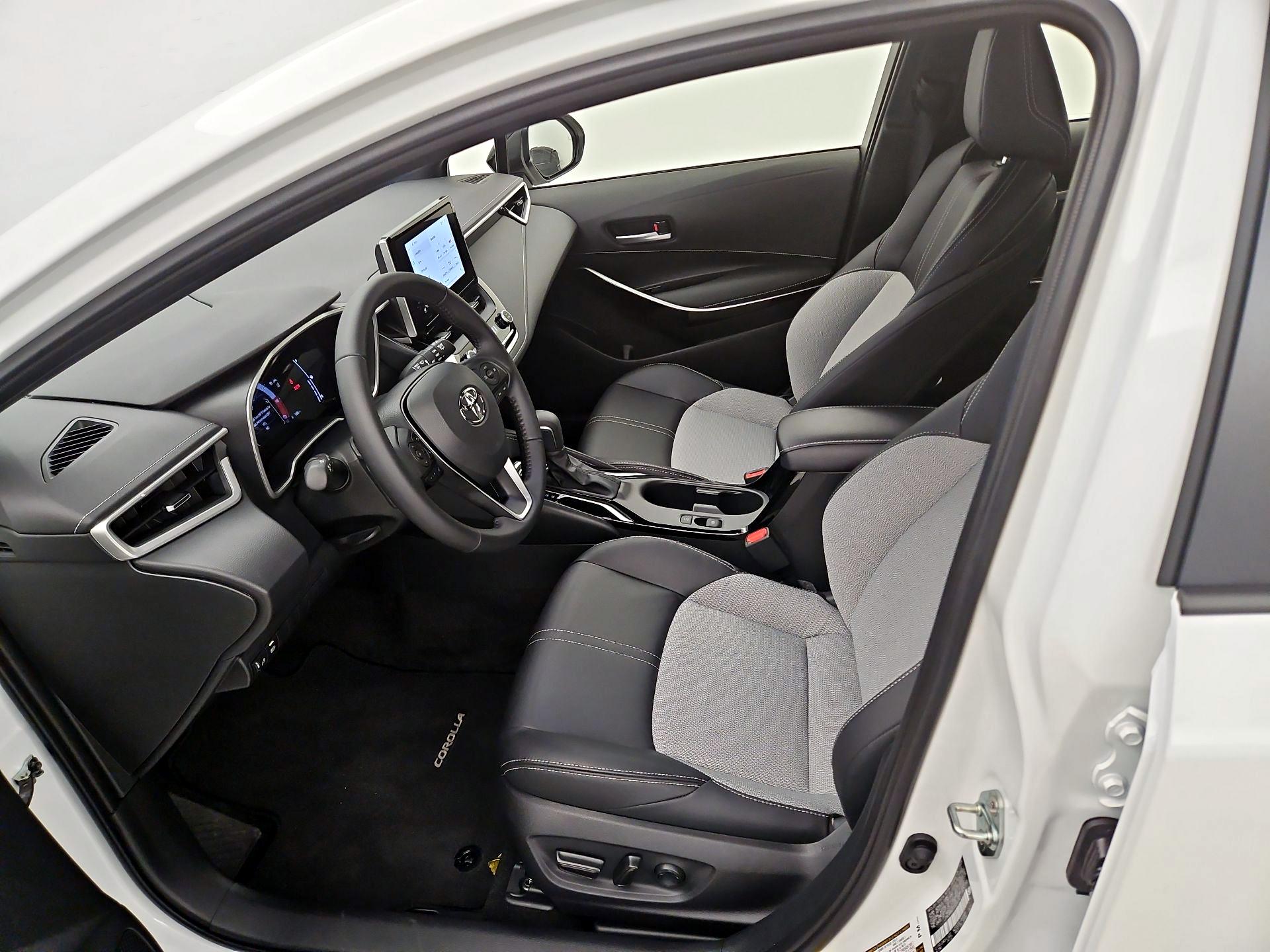 Thumbnail: 2026 Toyota Corolla - 11