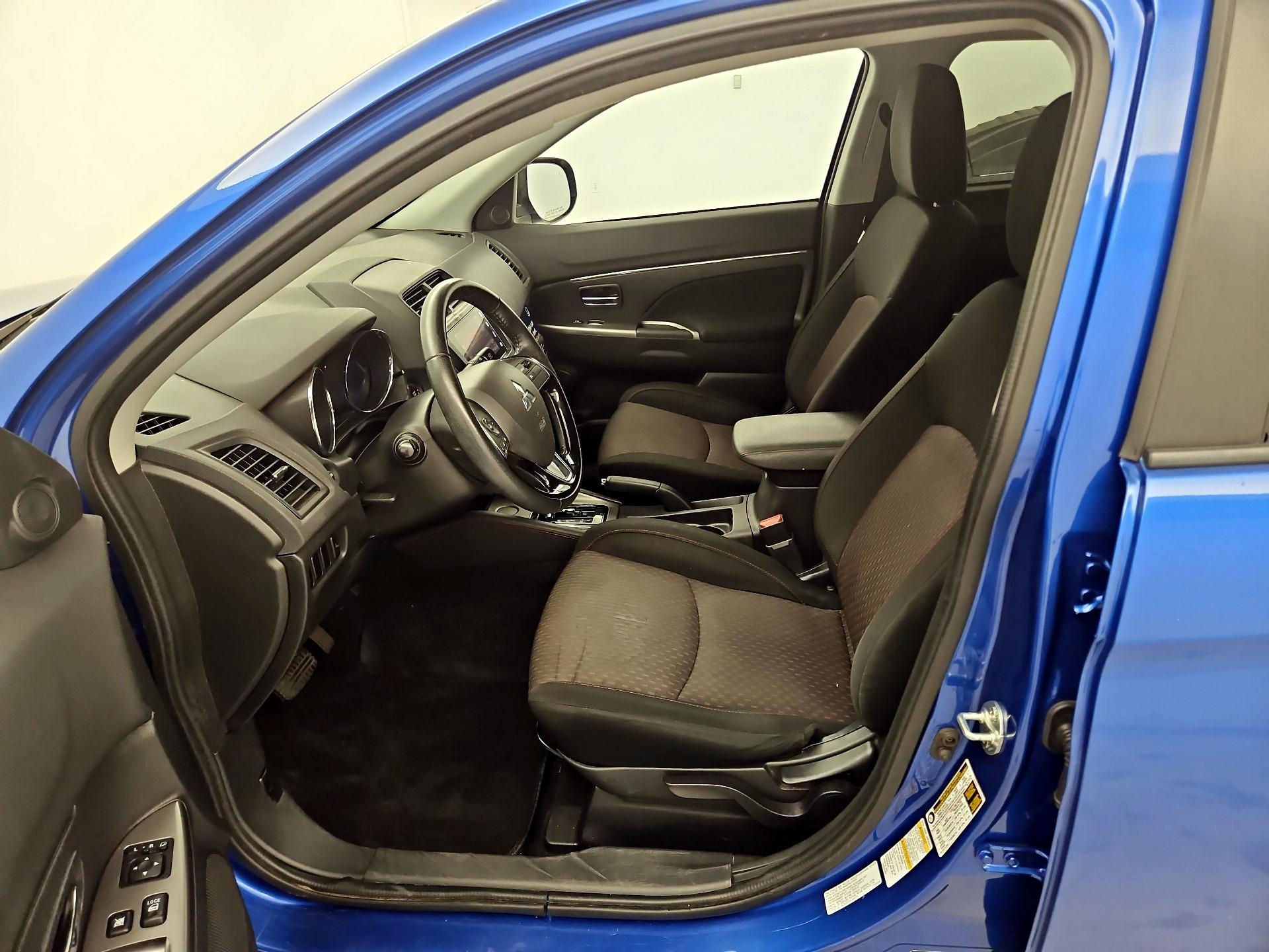 Thumbnail: 2019 Mitsubishi Outlander Sport - 11