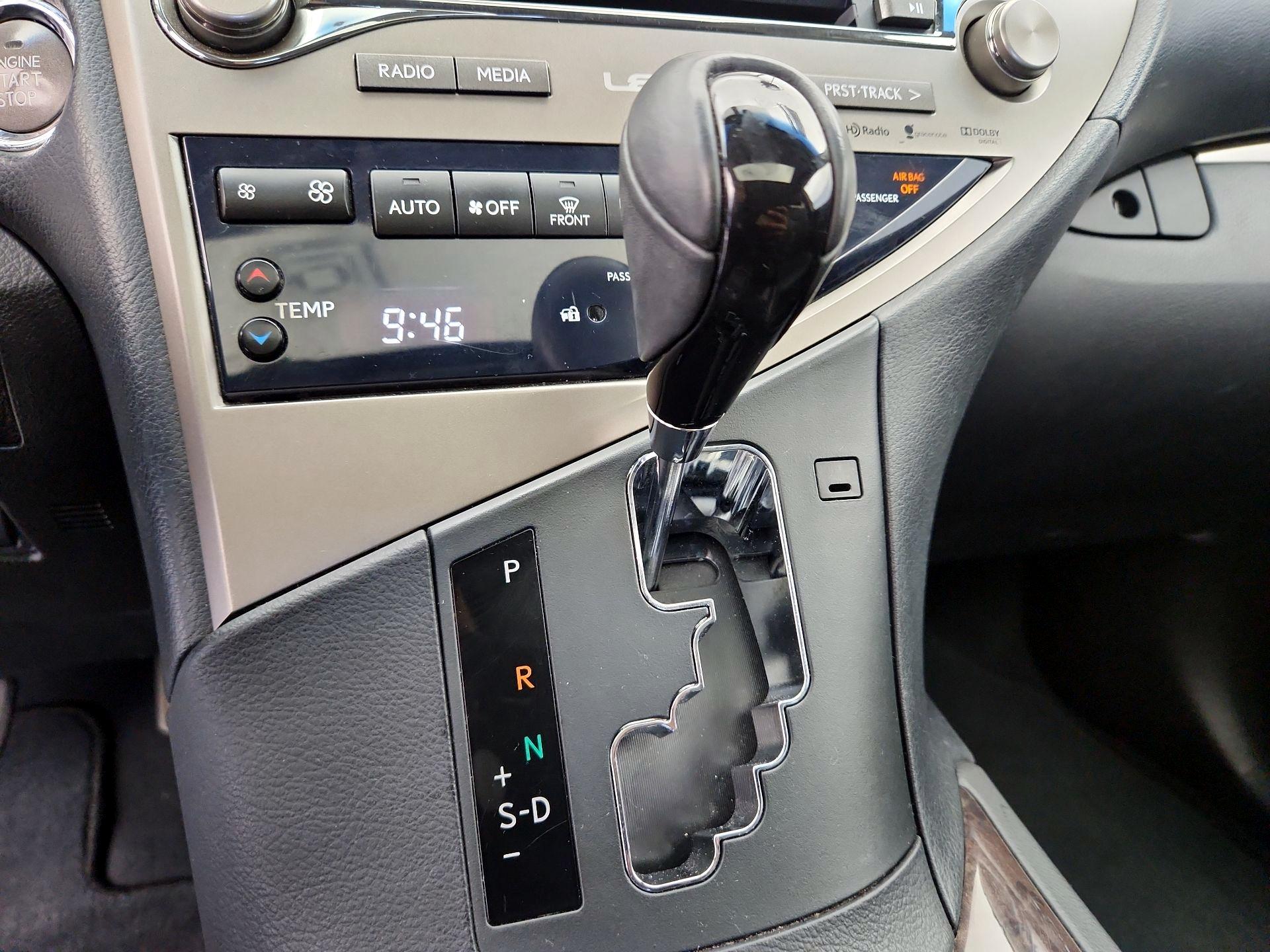 Thumbnail: 2015 Lexus RX - 18