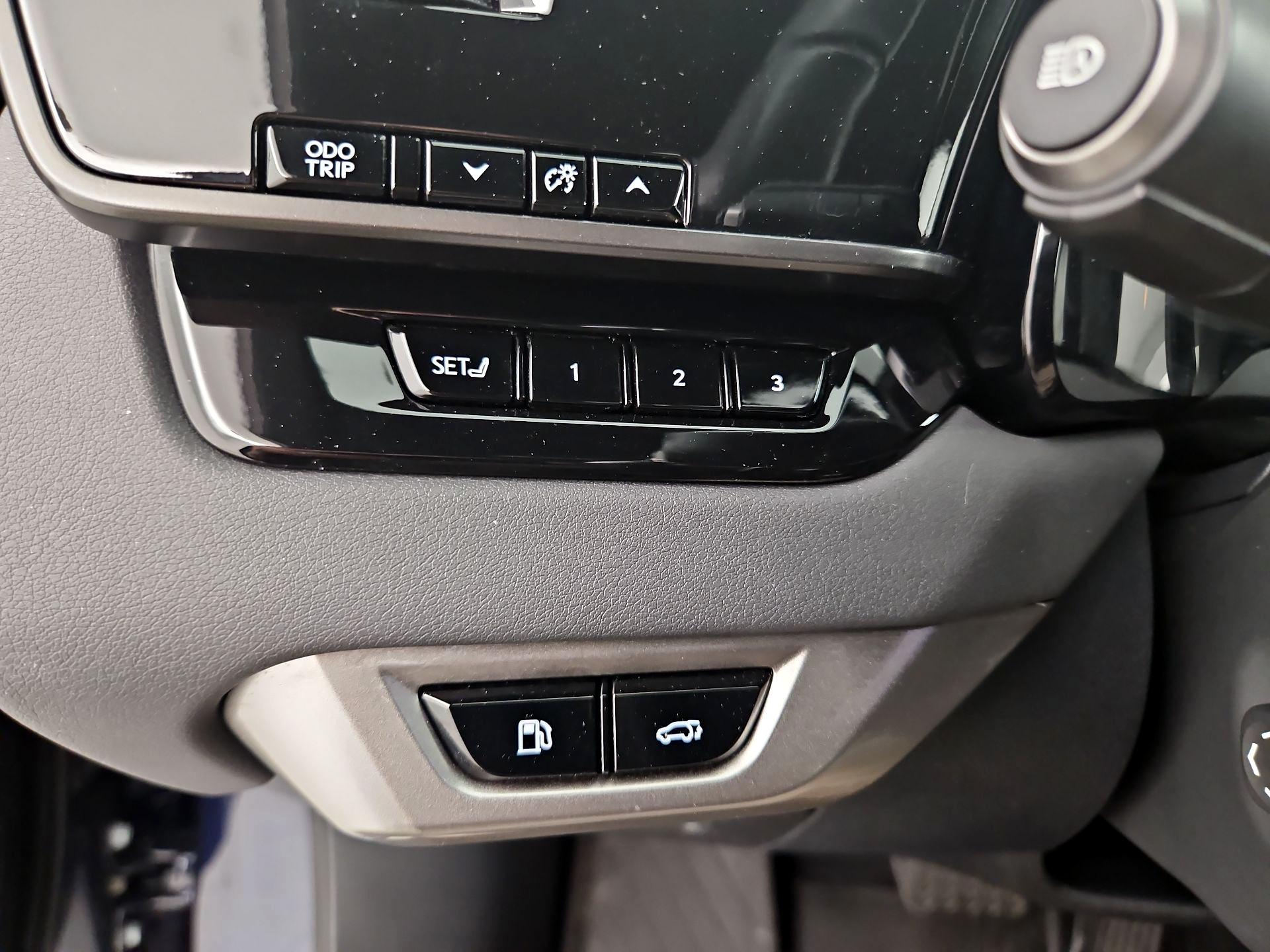 Thumbnail: 2023 Lexus RX - 13