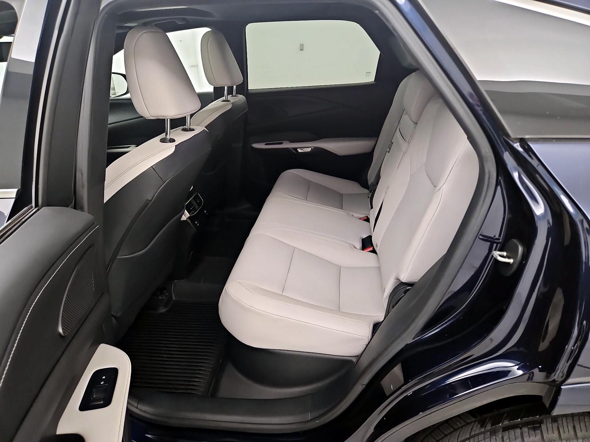 Thumbnail: 2023 Lexus RX - 20