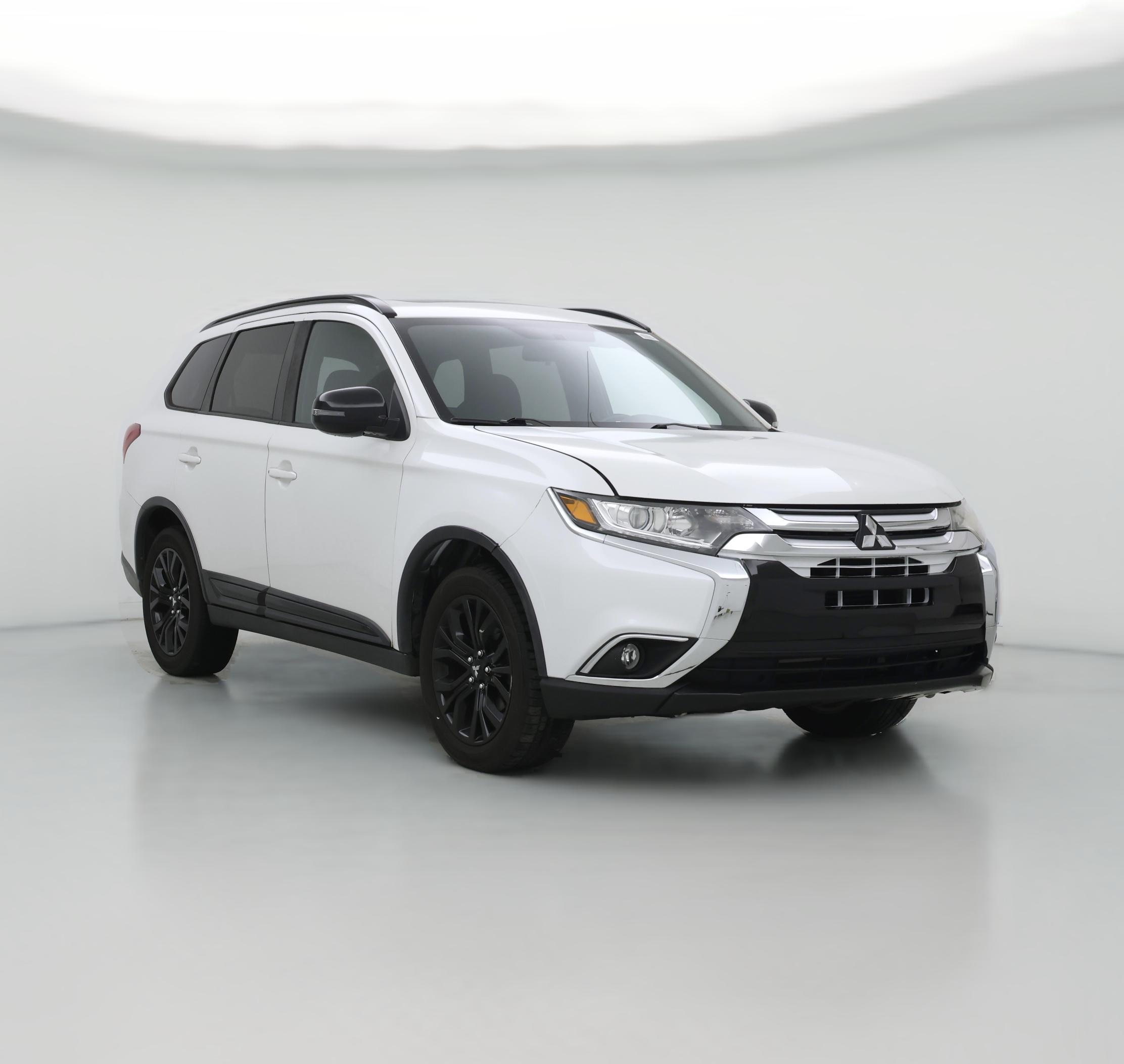 Thumbnail: 2018 Mitsubishi Outlander - 1