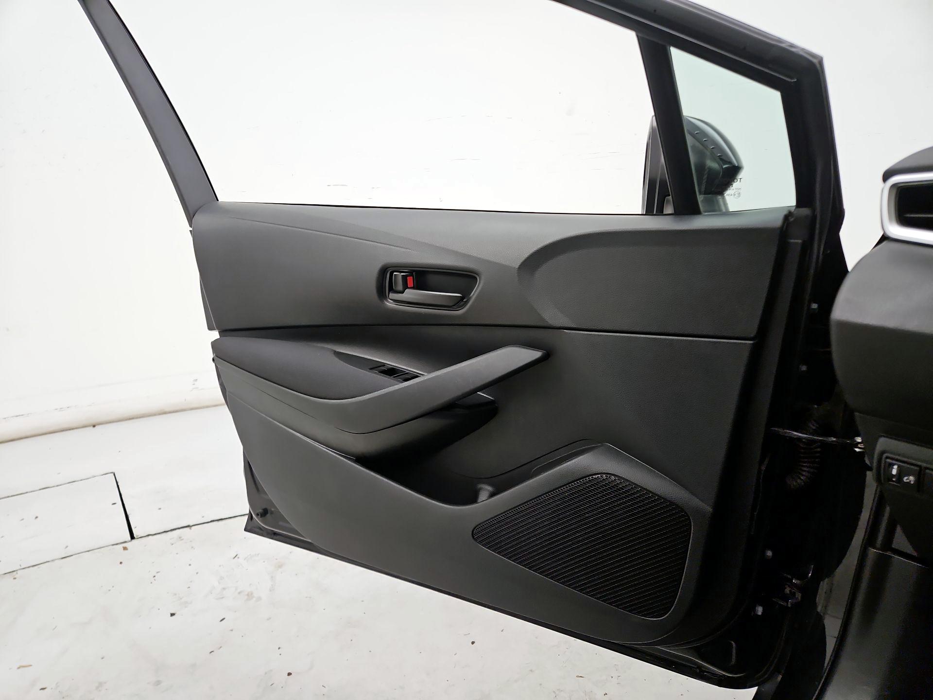 Thumbnail: 2022 Toyota Corolla - 12