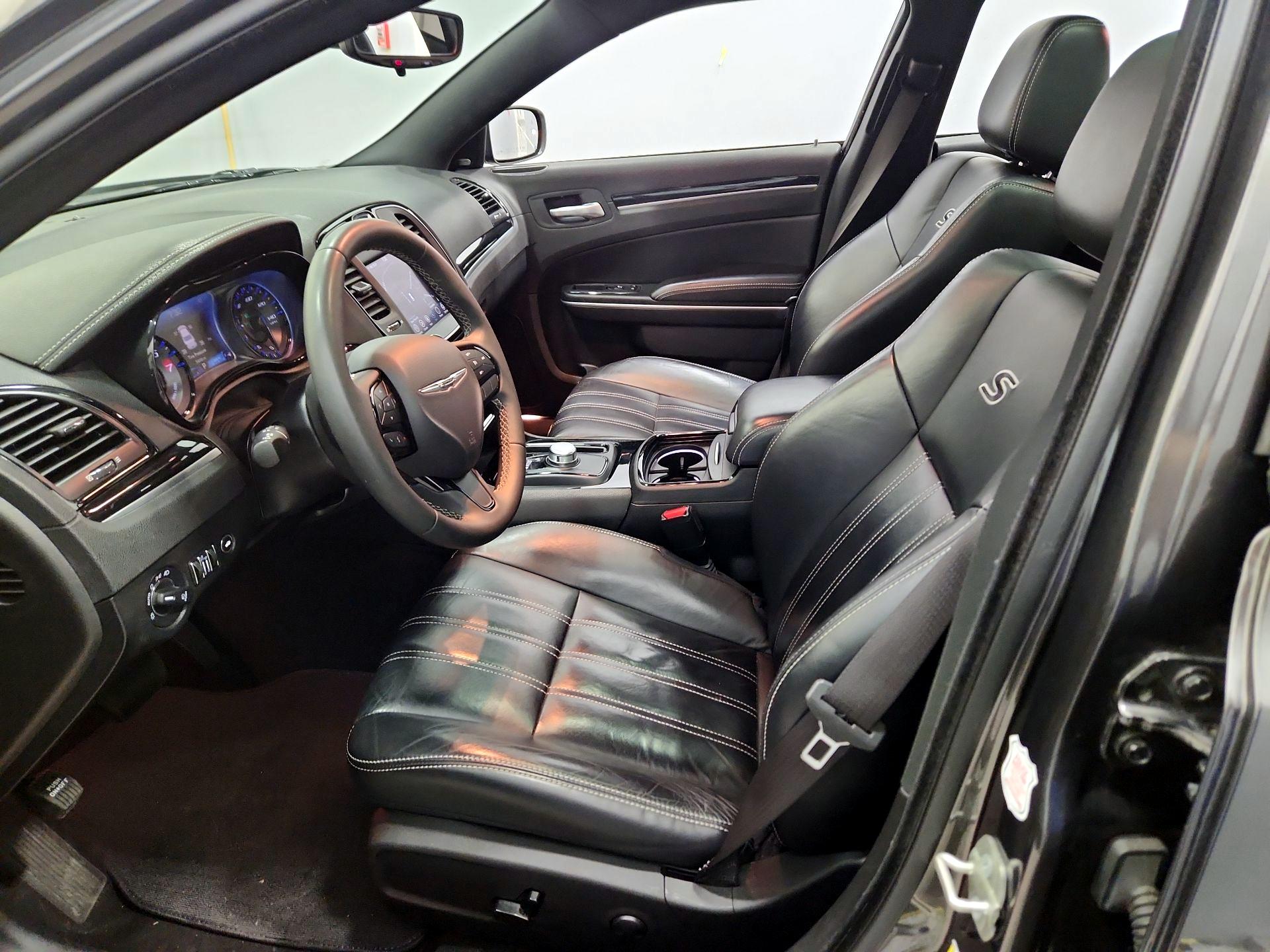 Thumbnail: 2023 Chrysler 300 - 11