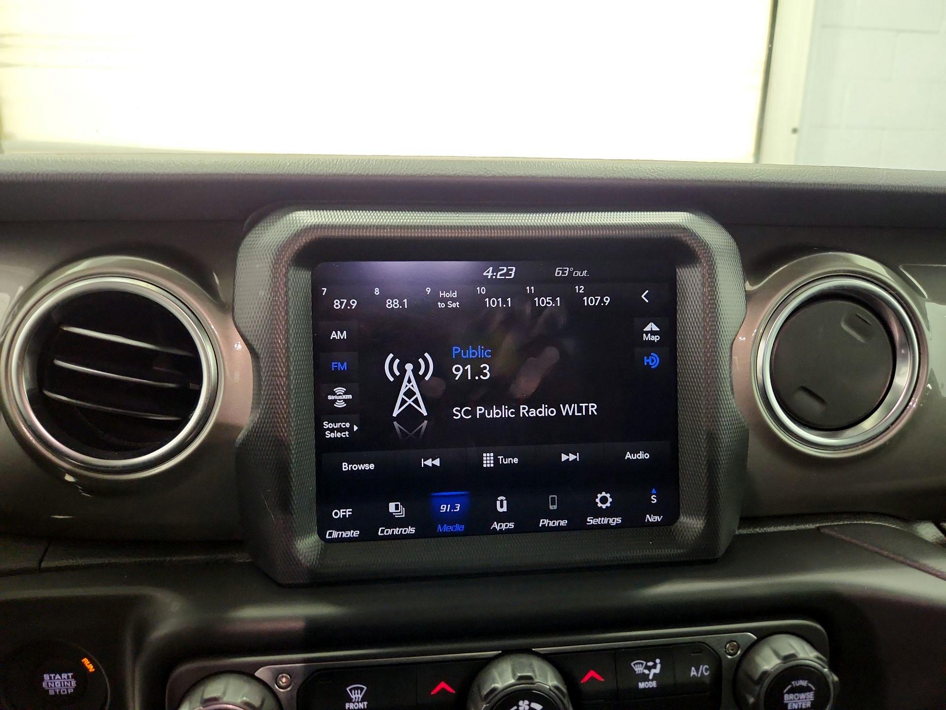 Thumbnail: 2023 Jeep Gladiator - 15