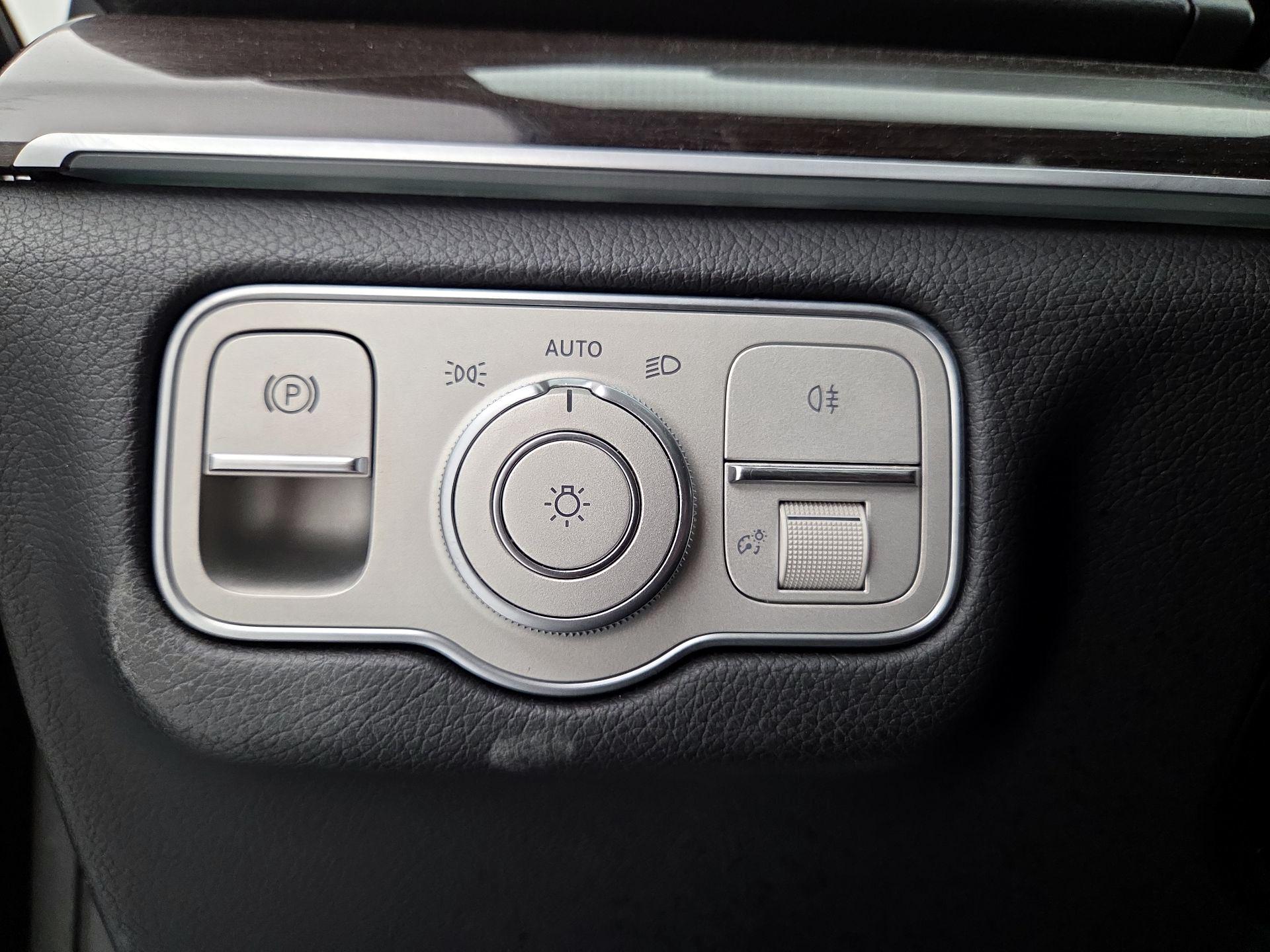 Thumbnail: 2024 Mercedes-Benz GLE - 13