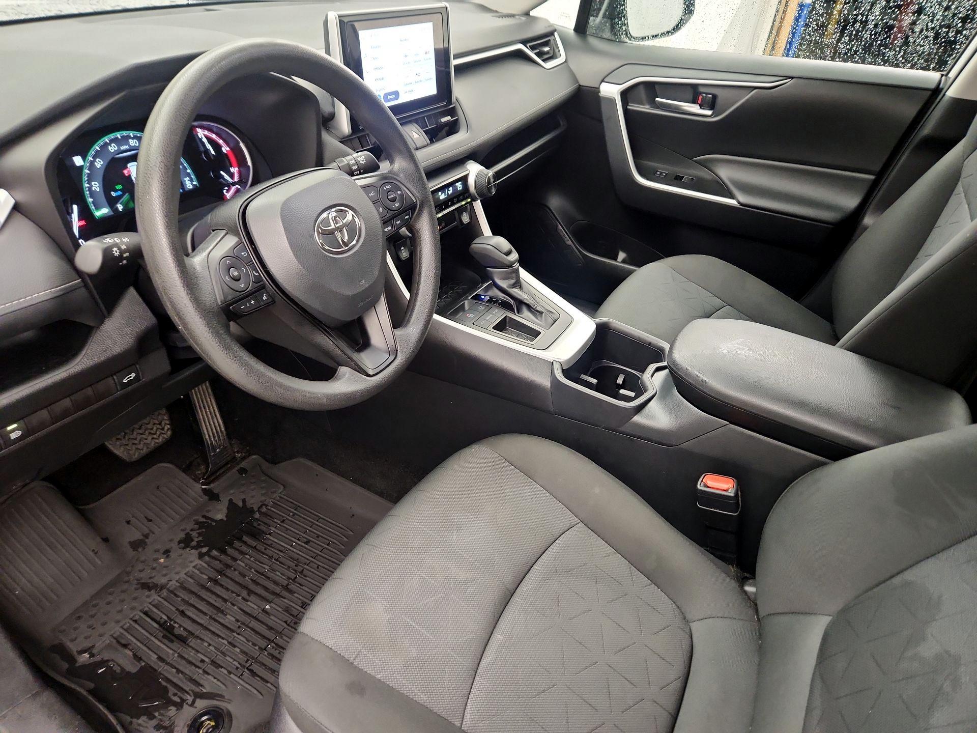 Thumbnail: 2025 Toyota RAV4 - 11