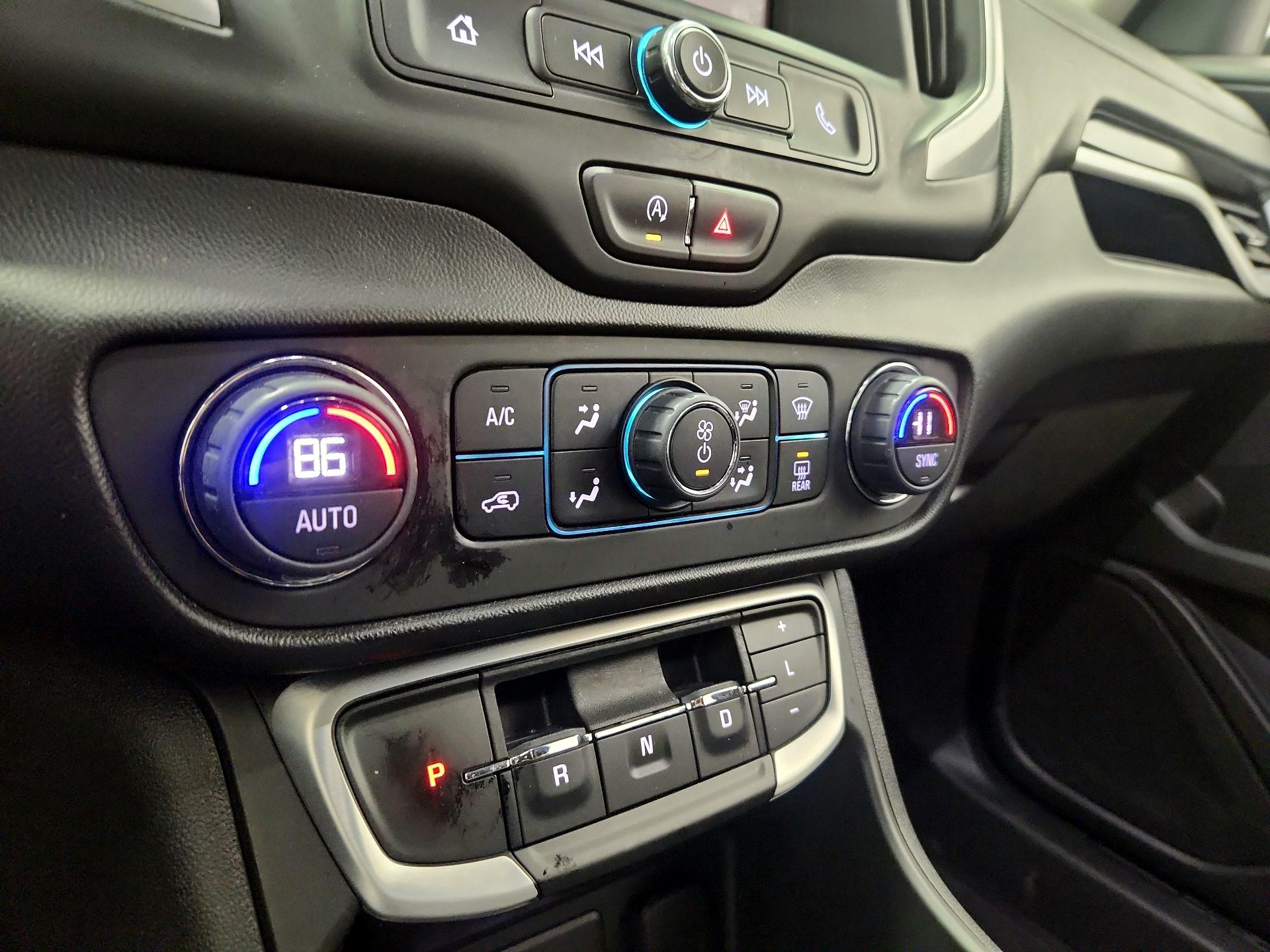 Thumbnail: 2022 GMC Terrain - 16