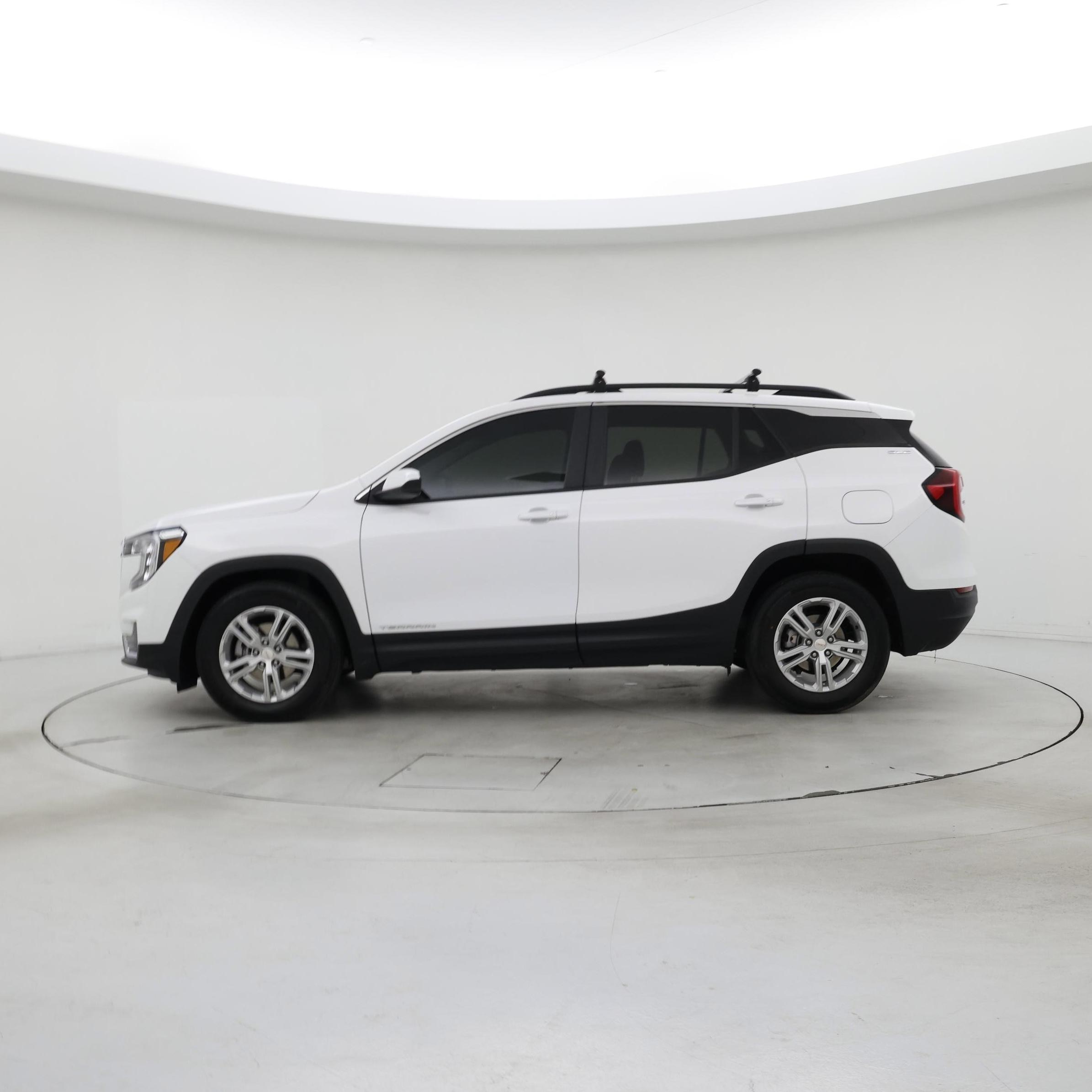 Thumbnail: 2022 GMC Terrain - 3