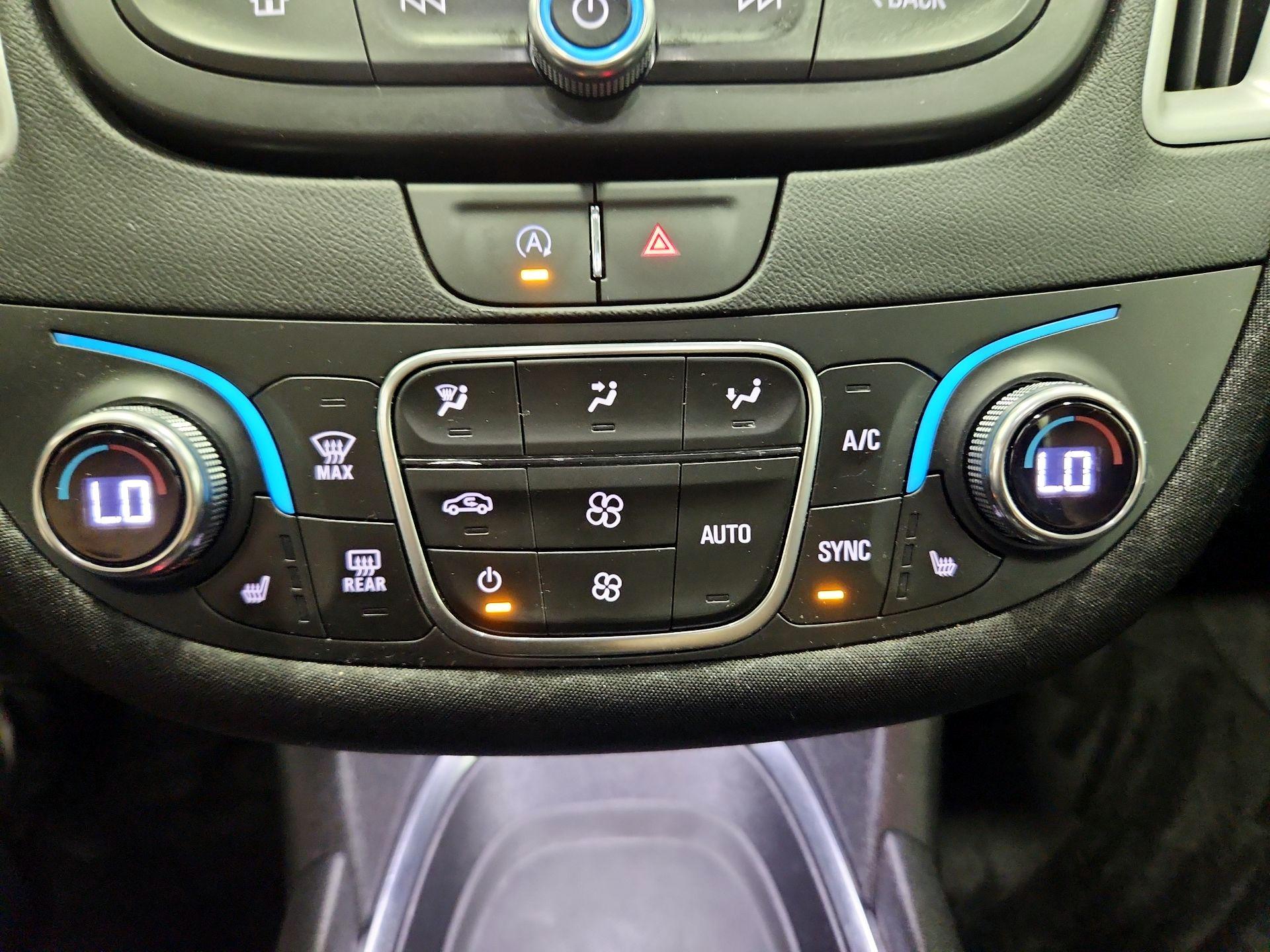 Thumbnail: 2024 Chevrolet Malibu - 17