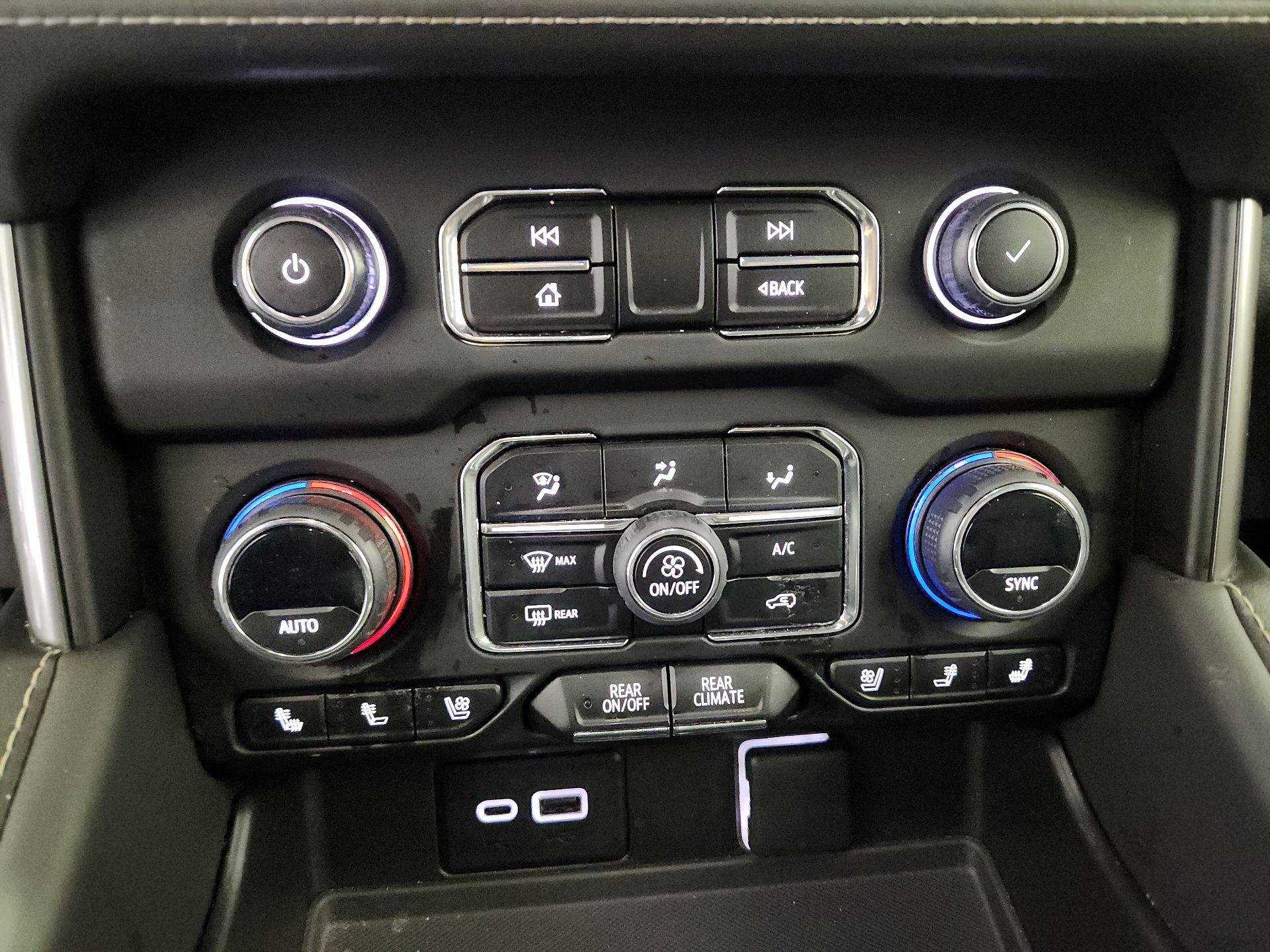 Thumbnail: 2023 Chevrolet Suburban - 16