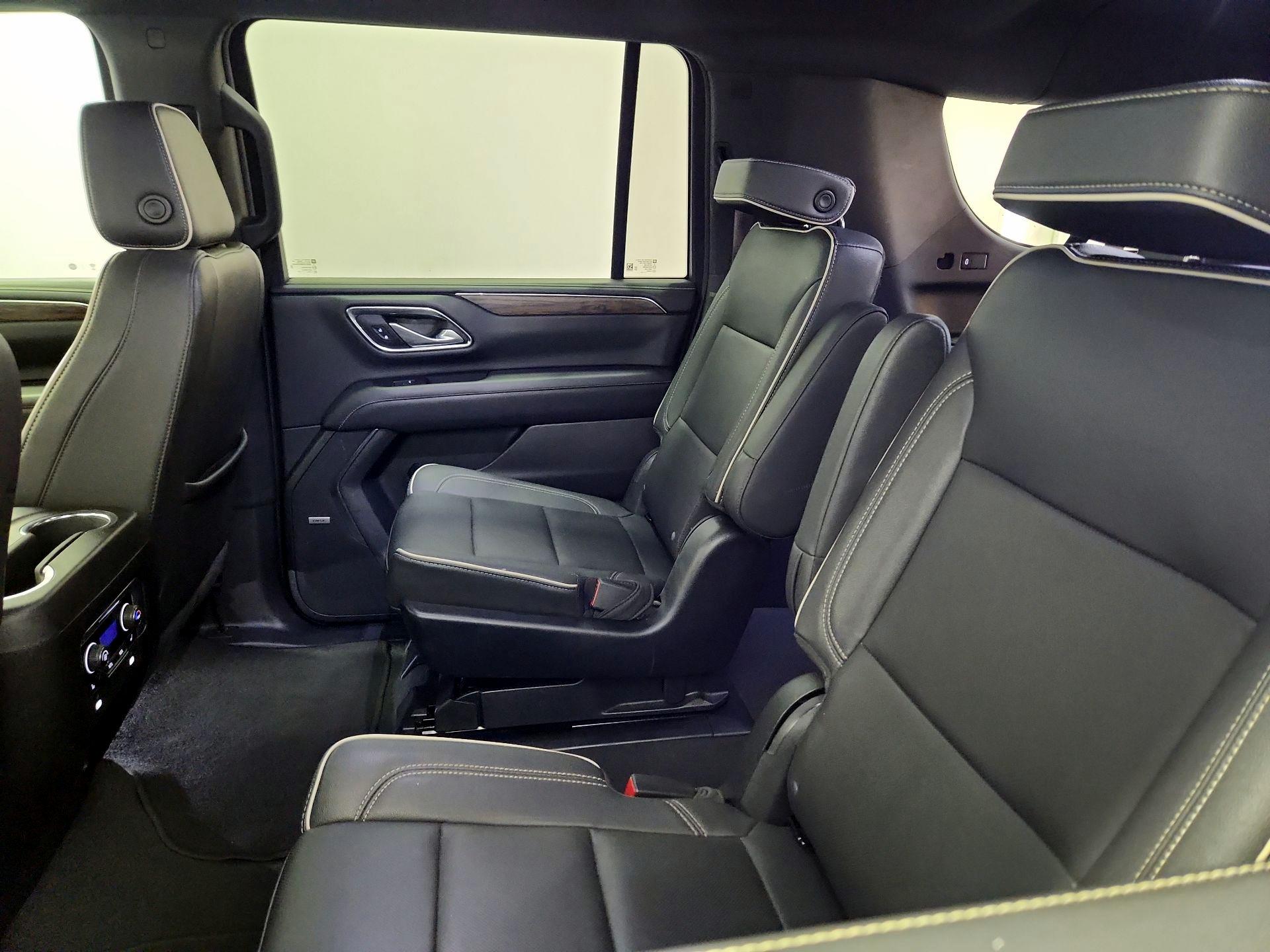 Thumbnail: 2023 Chevrolet Suburban - 19