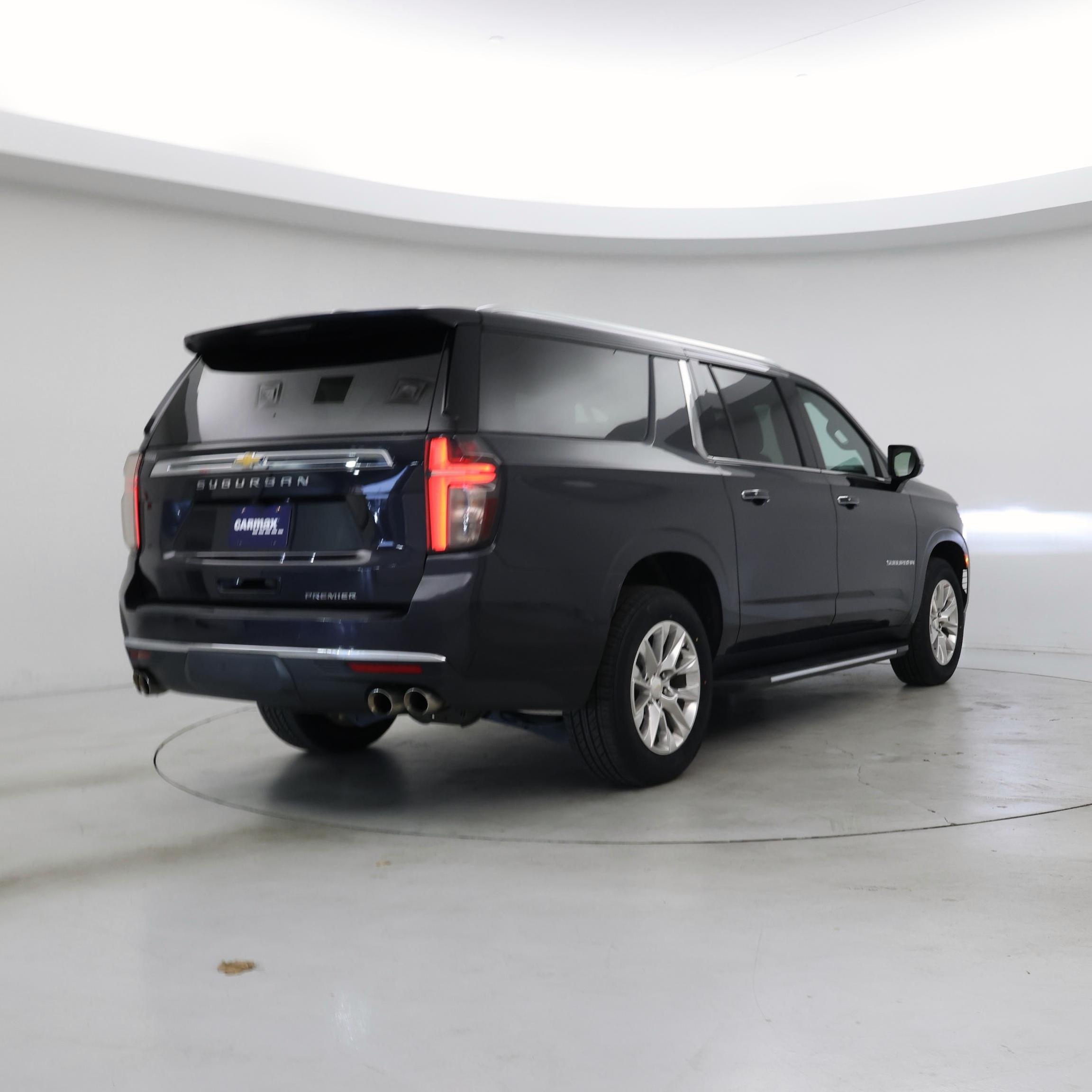 Thumbnail: 2023 Chevrolet Suburban - 8