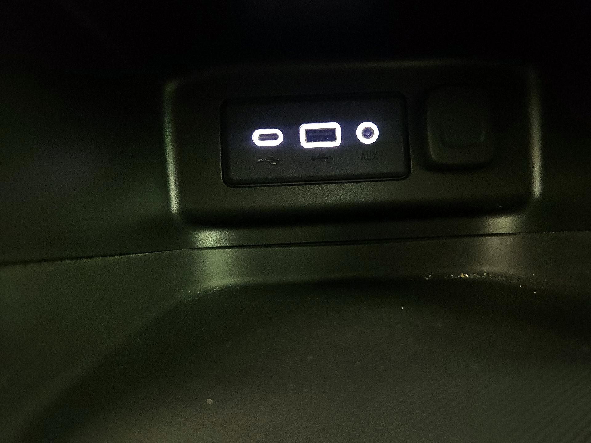 Thumbnail: 2023 Chevrolet Equinox - 18