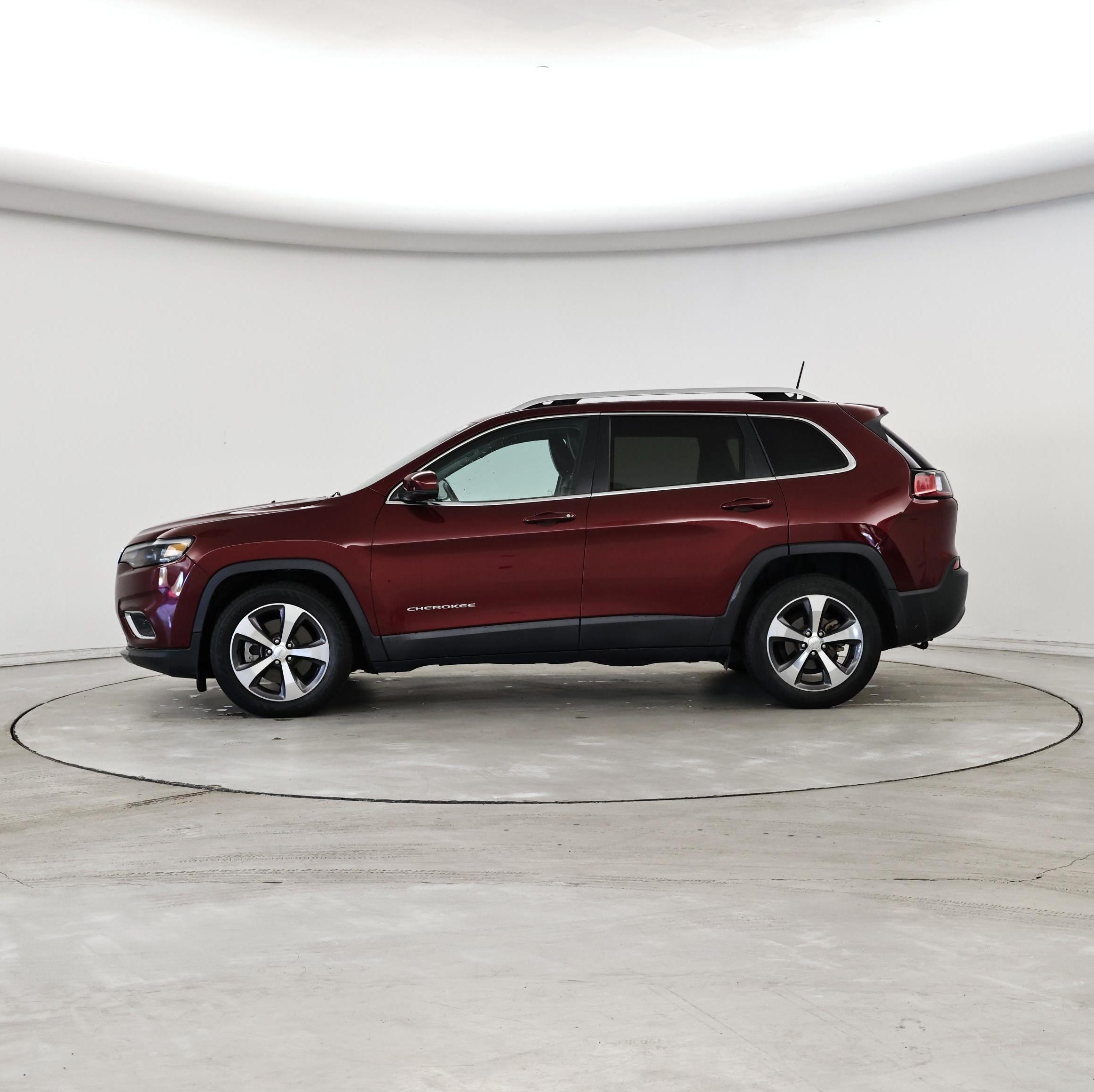 Thumbnail: 2019 Jeep Cherokee - 3