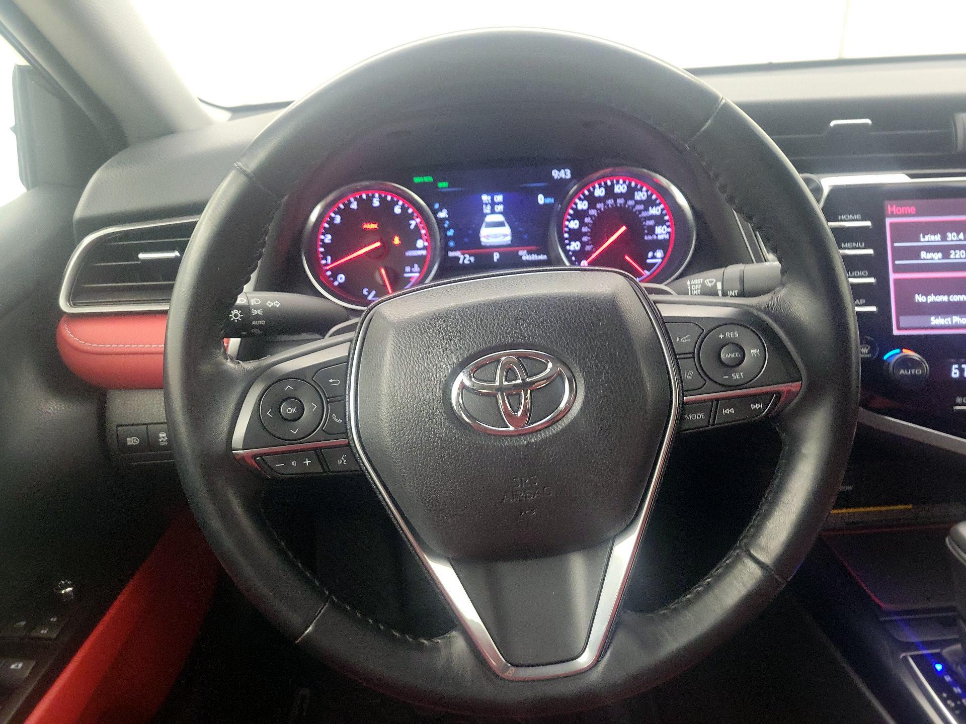 Thumbnail: 2019 Toyota Camry - 10