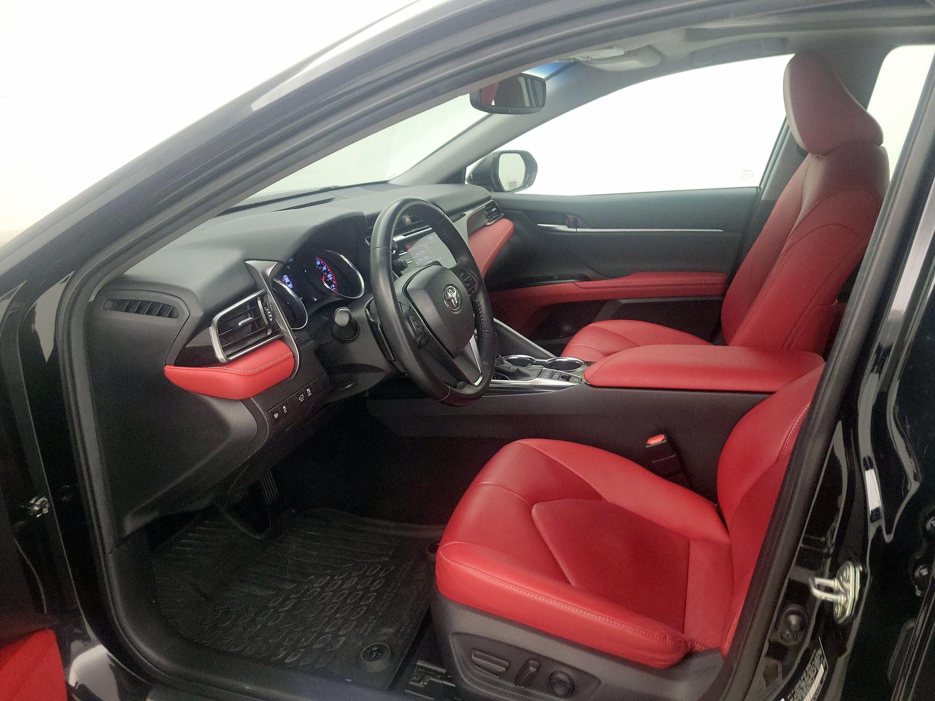 Thumbnail: 2019 Toyota Camry - 11