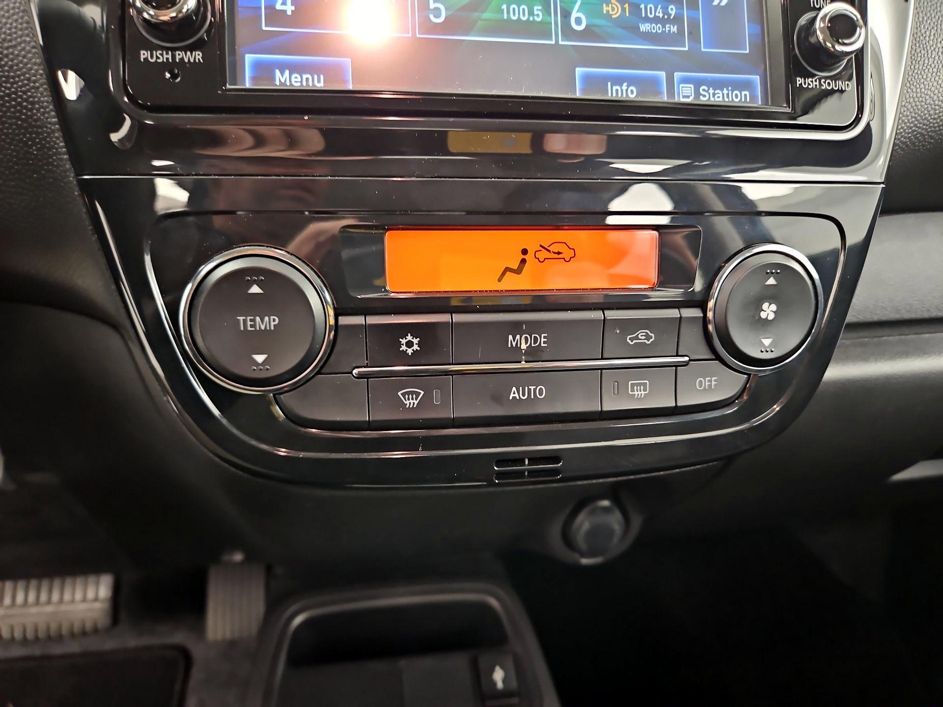 Thumbnail: 2020 Mitsubishi Mirage - 16