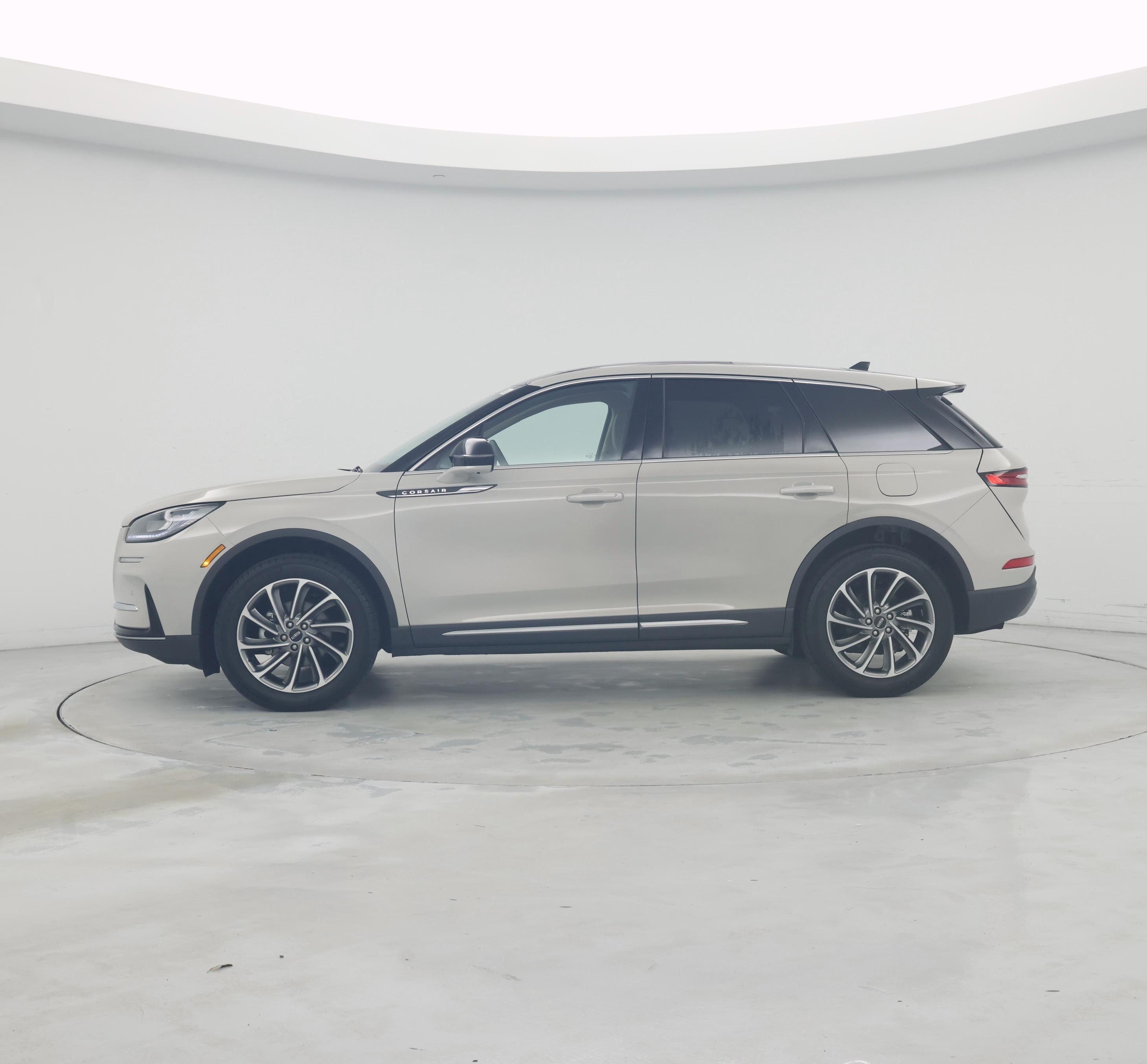 Thumbnail: 2024 Lincoln Corsair - 3