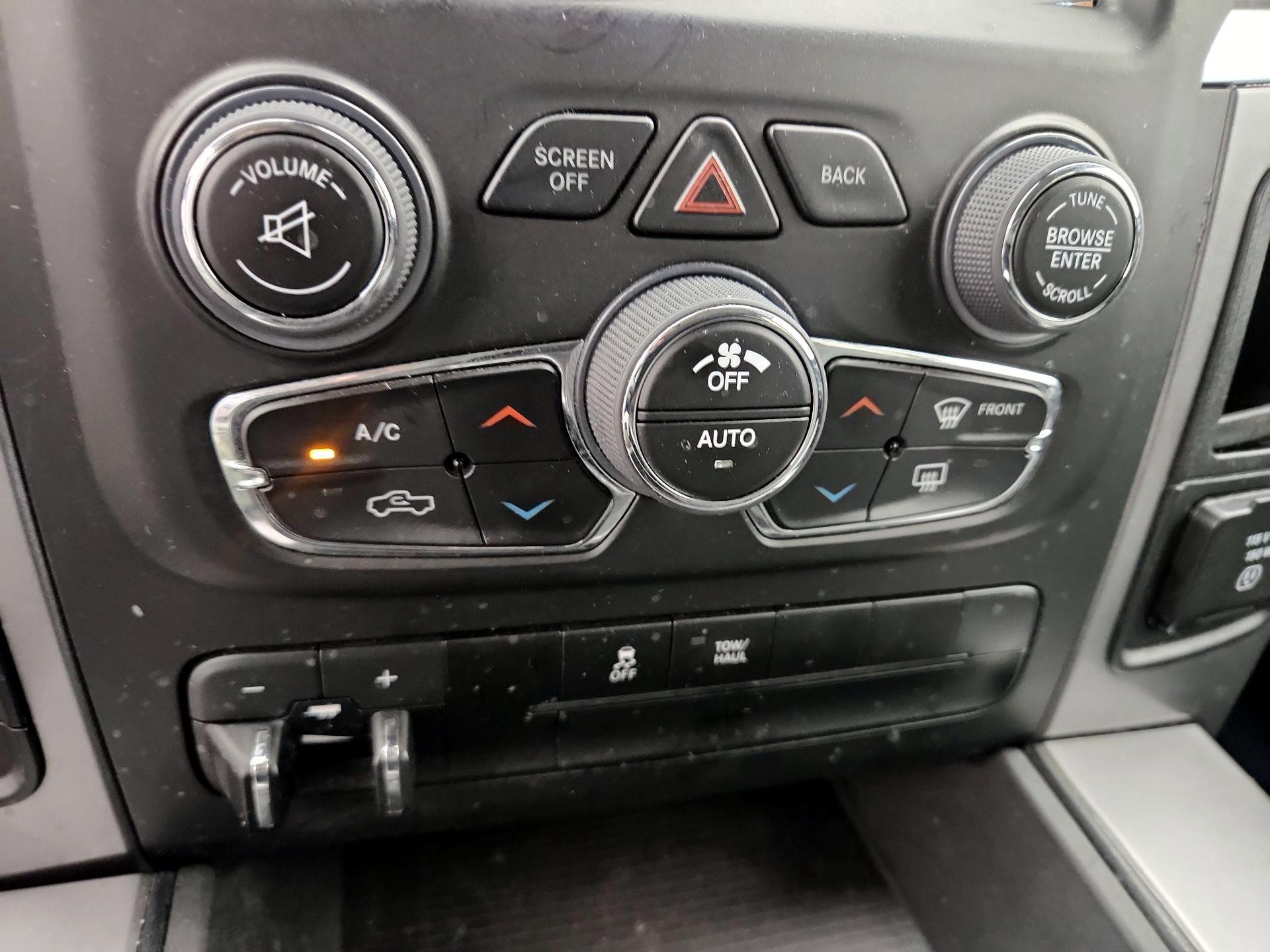 Thumbnail: 2023 RAM 1500 Classic - 17