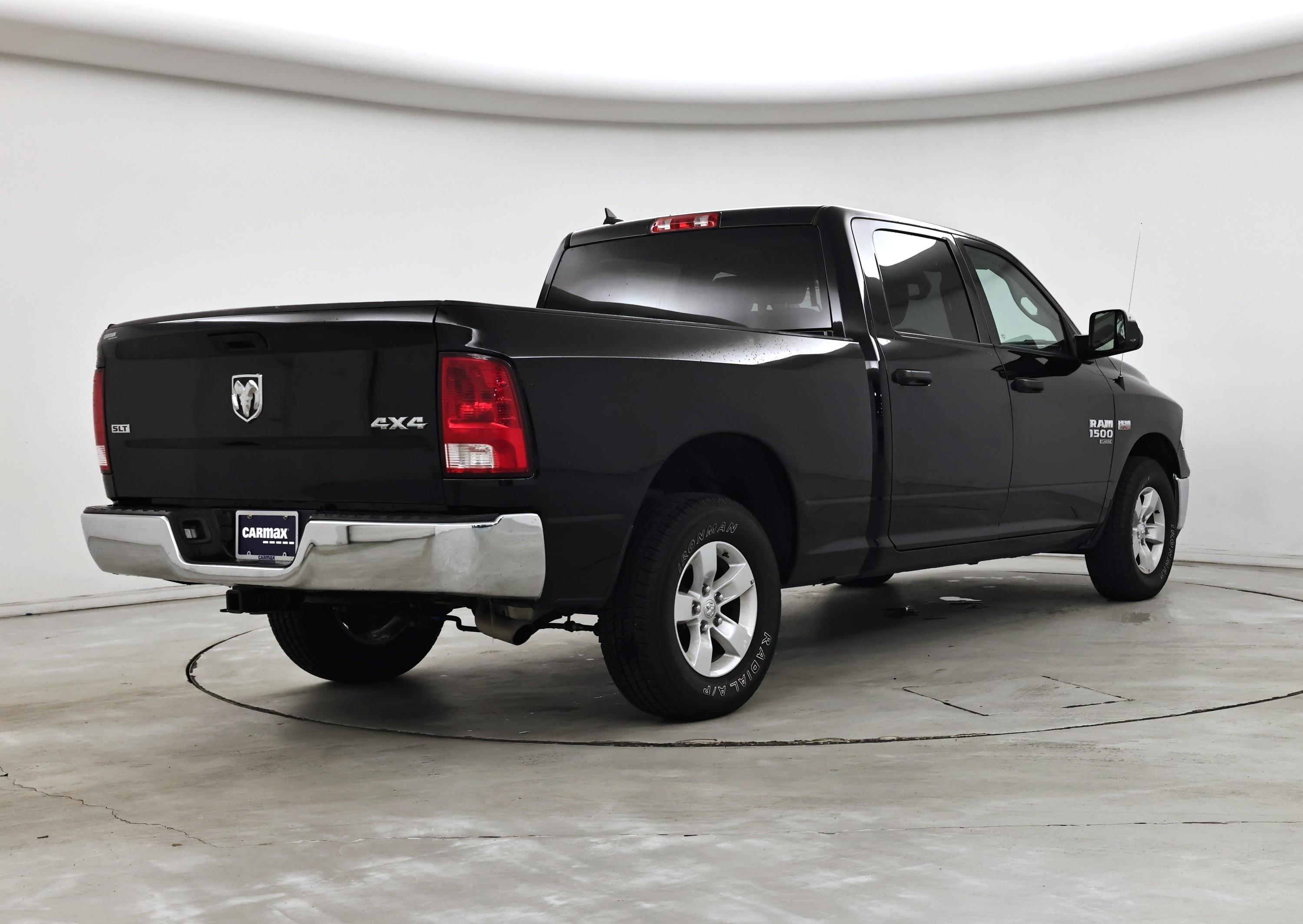 Thumbnail: 2023 RAM 1500 Classic - 8