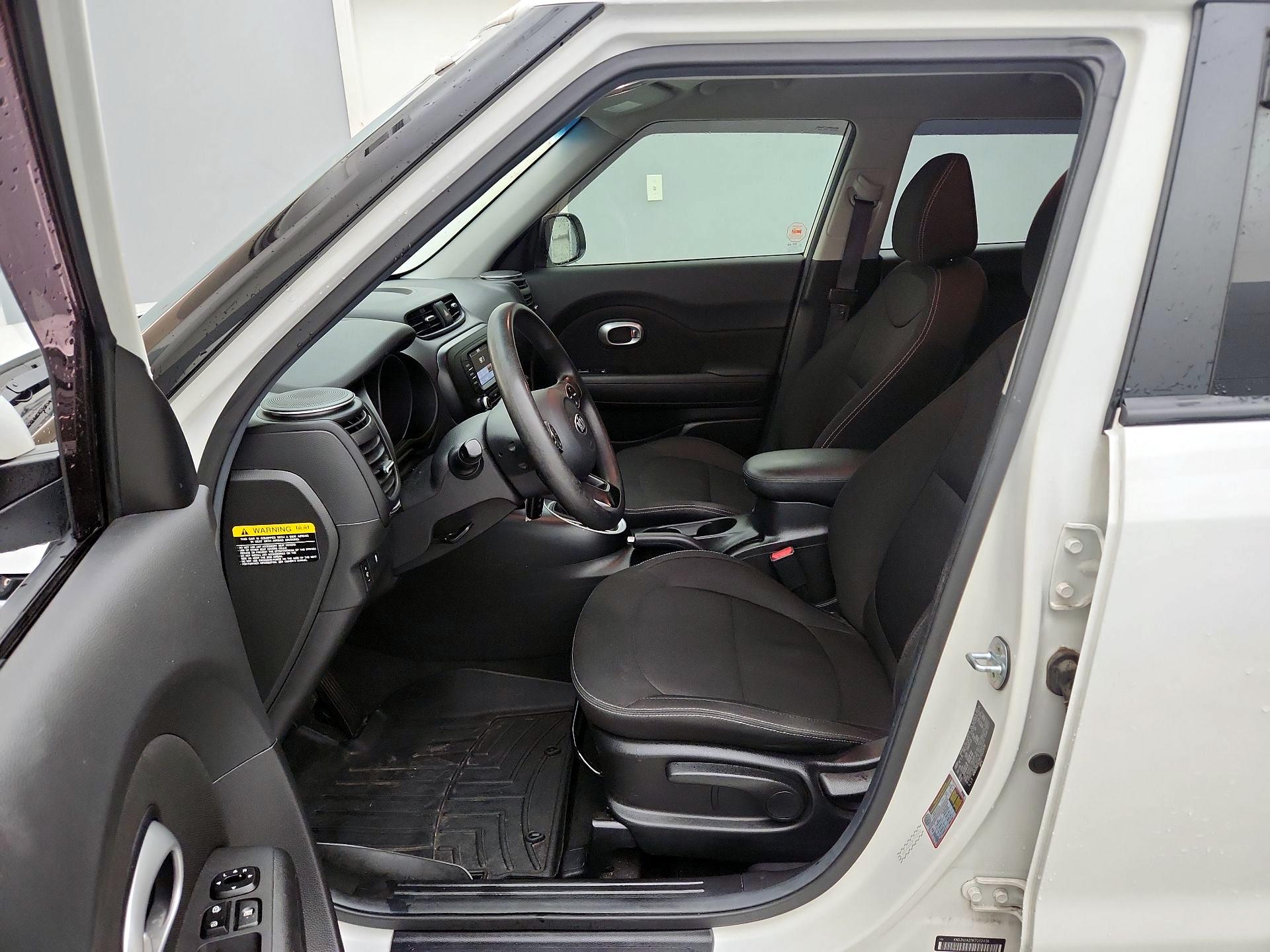 Thumbnail: 2019 Kia Soul - 11