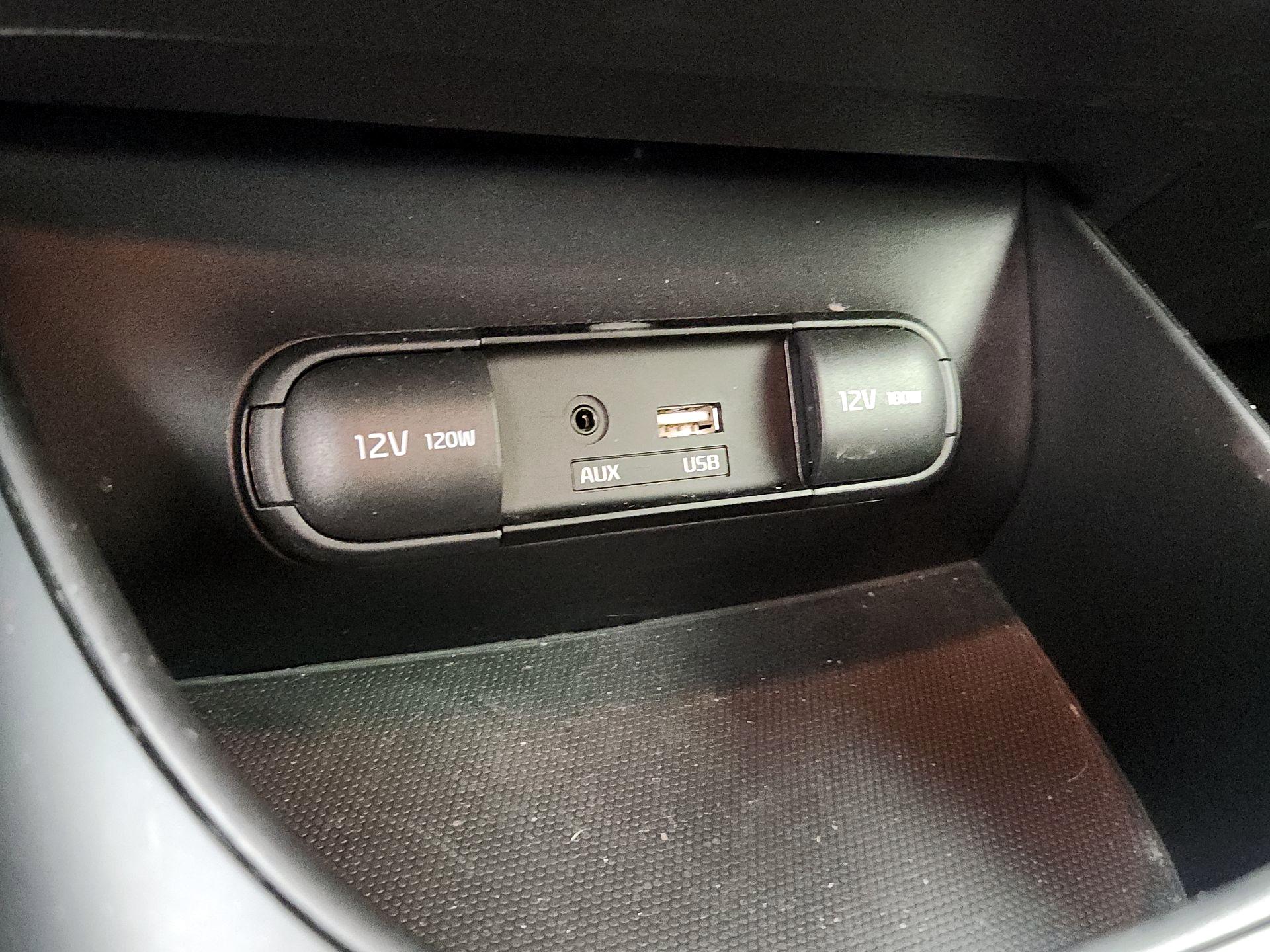 Thumbnail: 2019 Kia Soul - 18