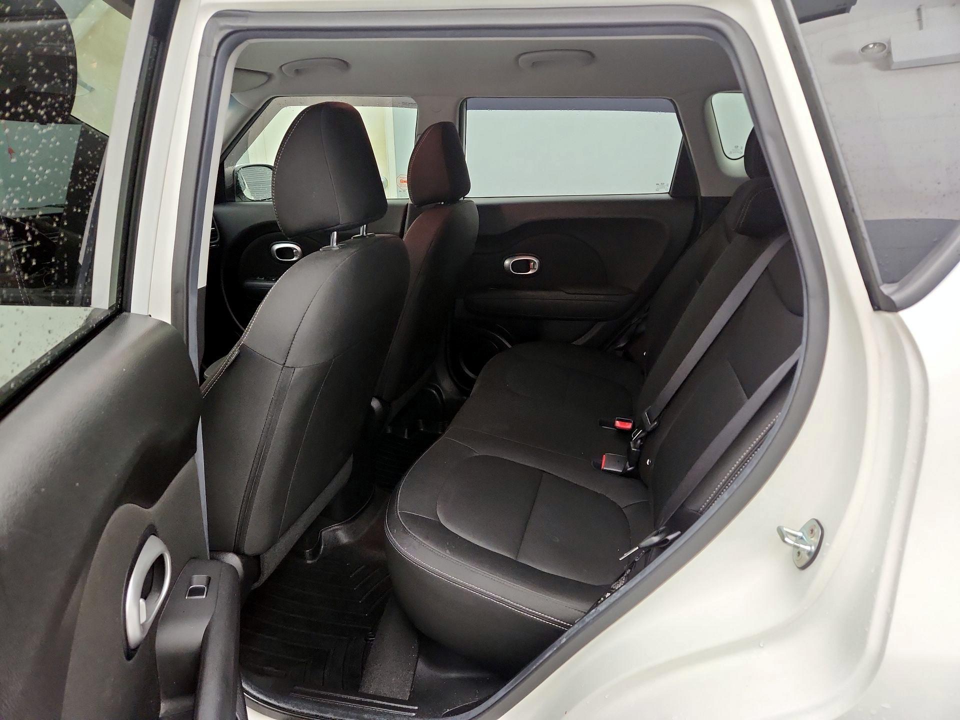 Thumbnail: 2019 Kia Soul - 19