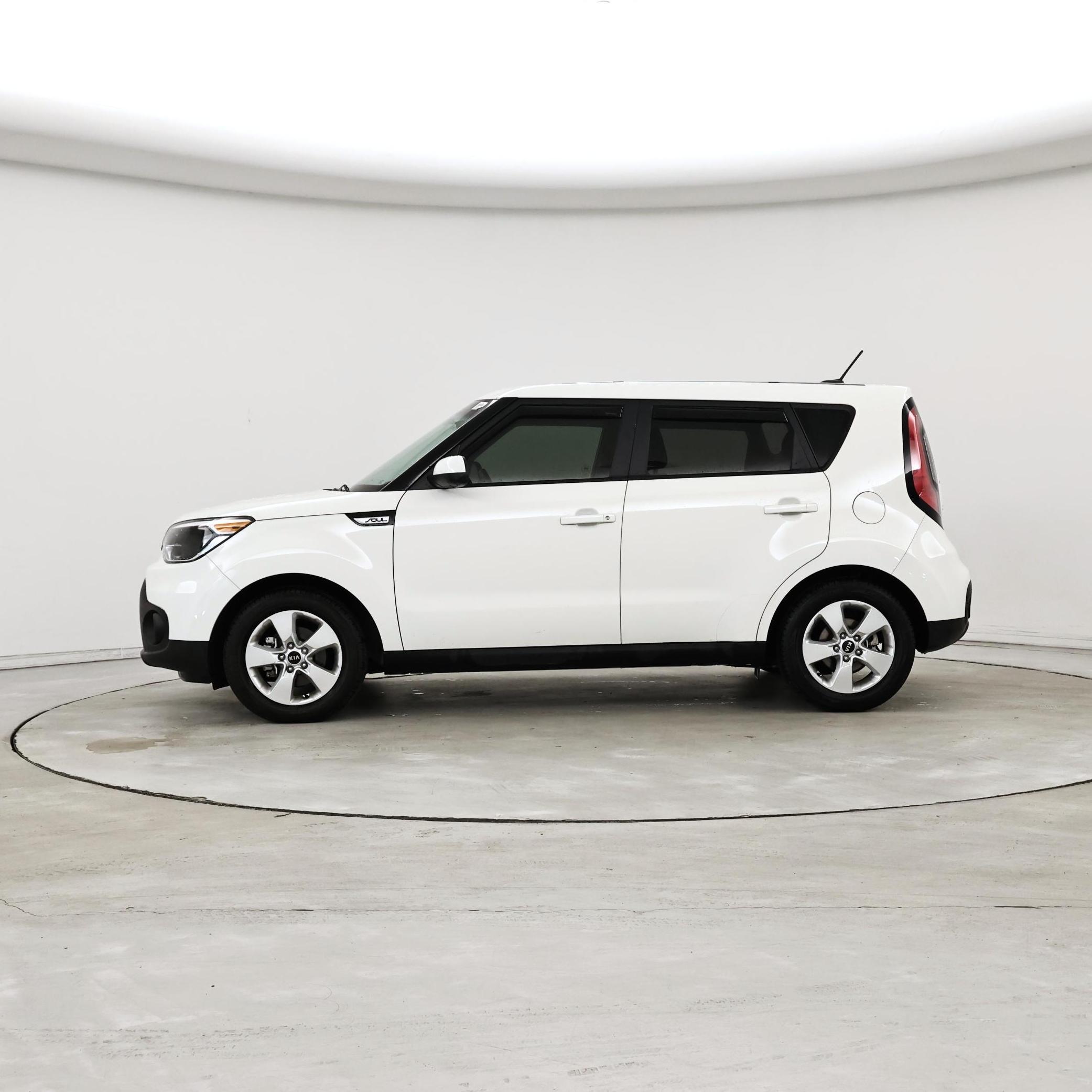 Thumbnail: 2019 Kia Soul - 3