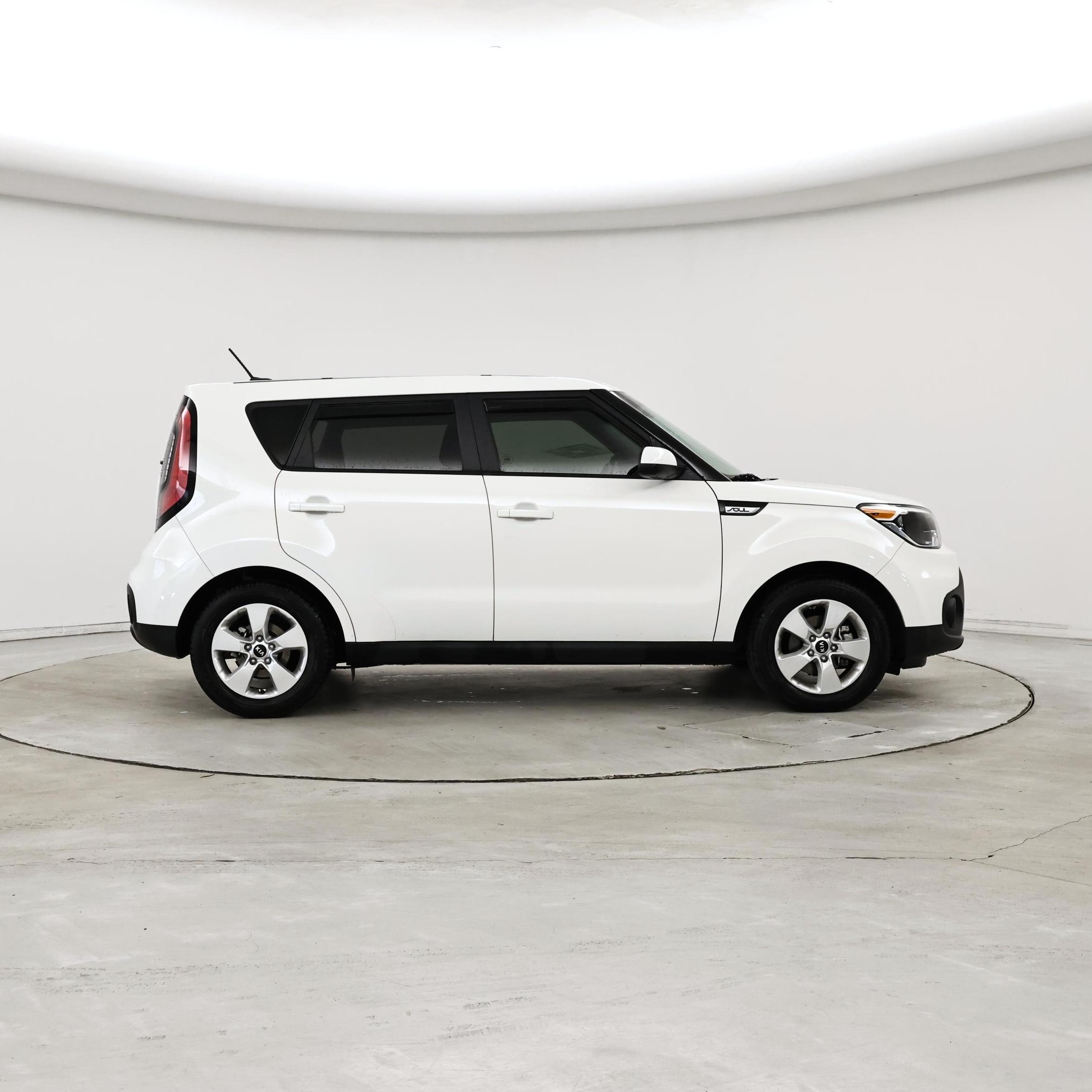 Thumbnail: 2019 Kia Soul - 7