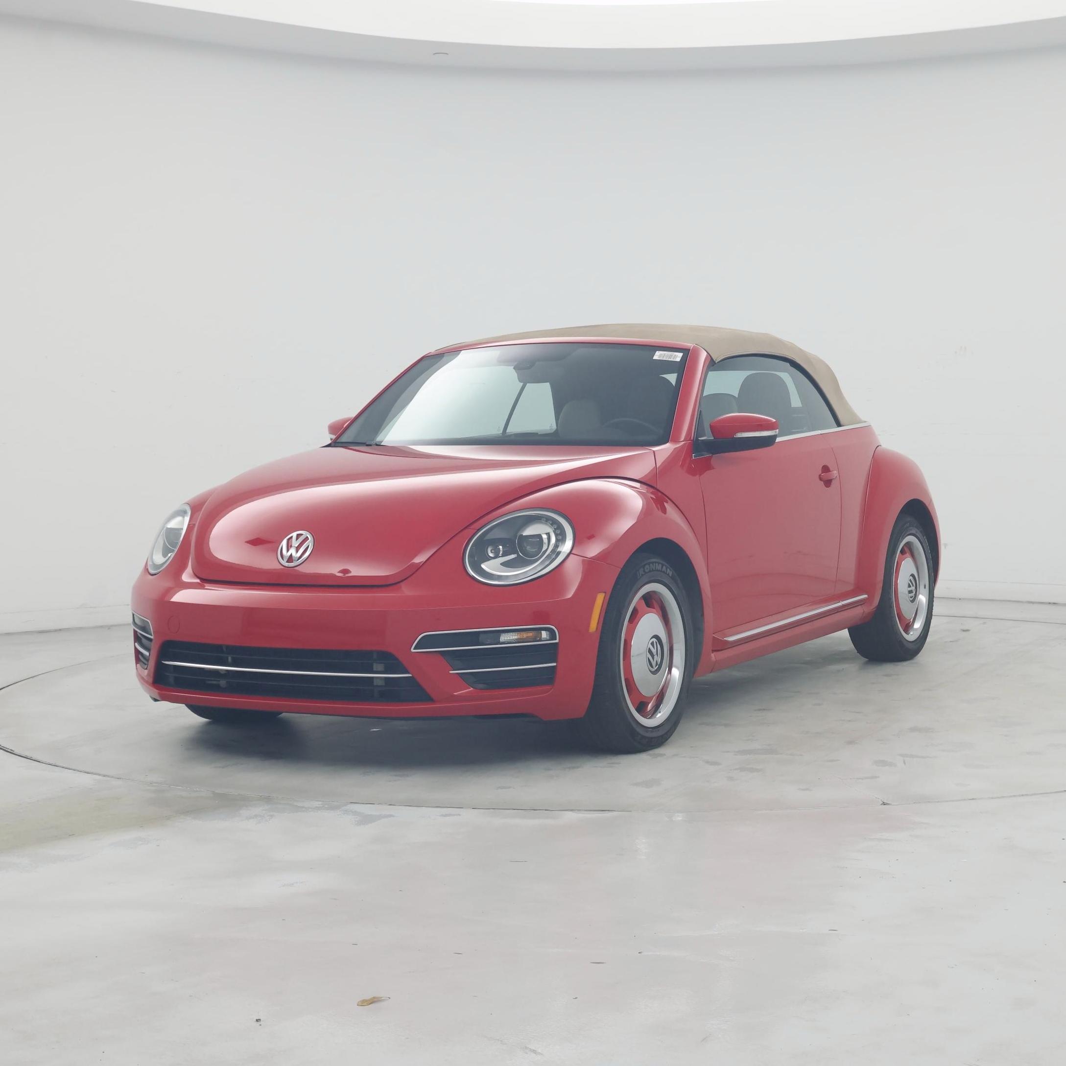 Thumbnail: 2018 Volkswagen Beetle - 4