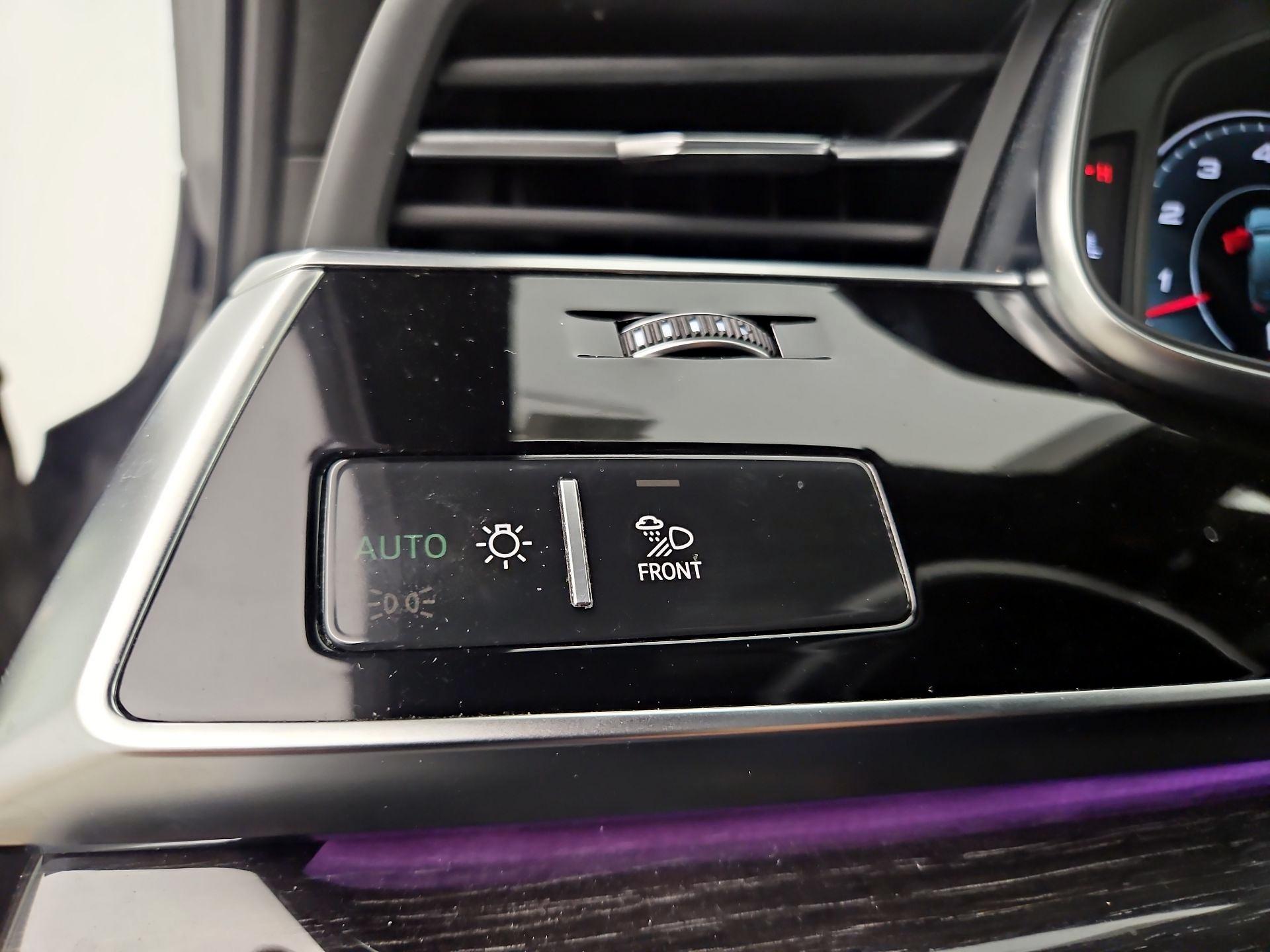 Thumbnail: 2021 Audi Q7 - 13