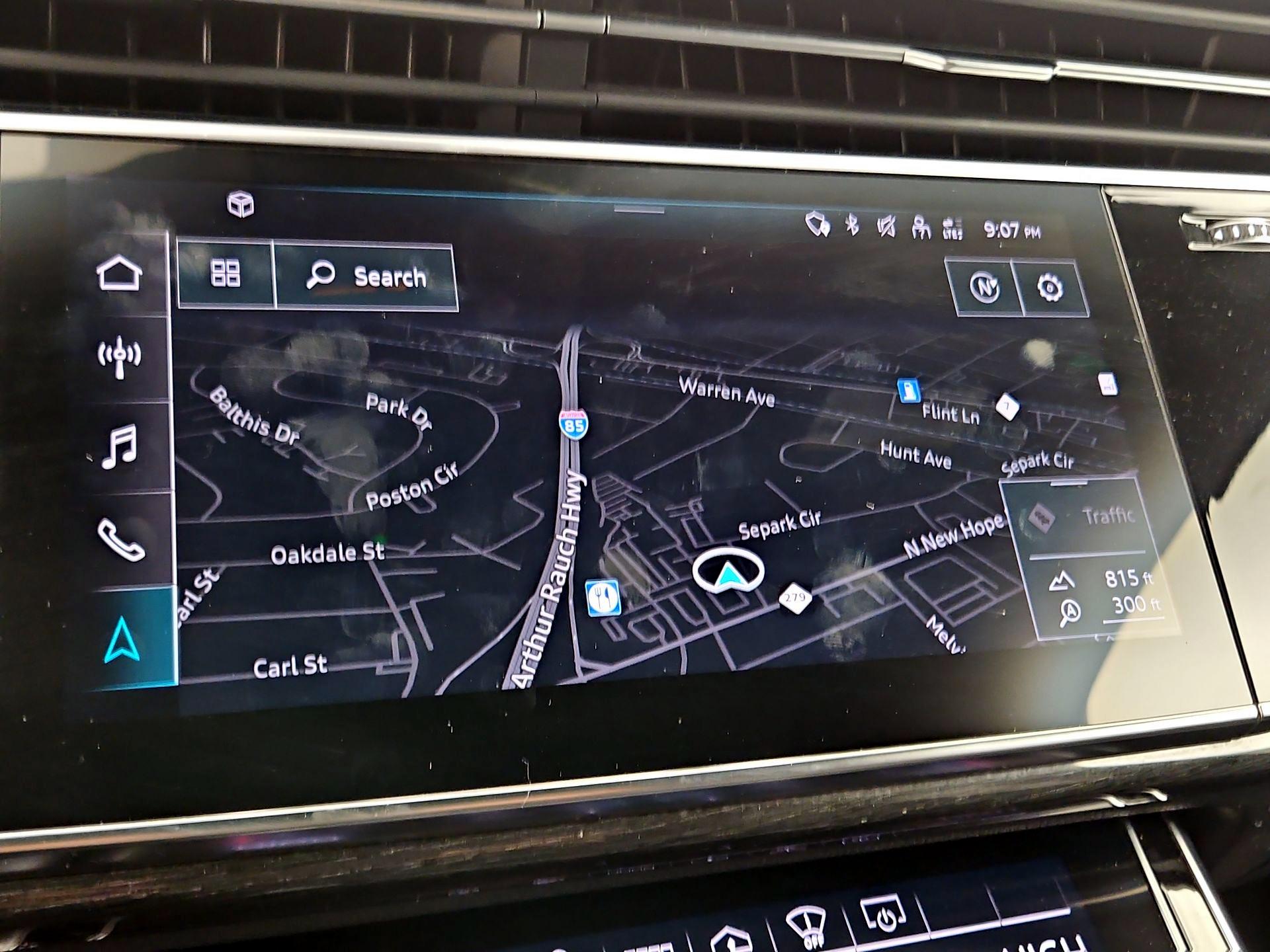 Thumbnail: 2021 Audi Q7 - 14